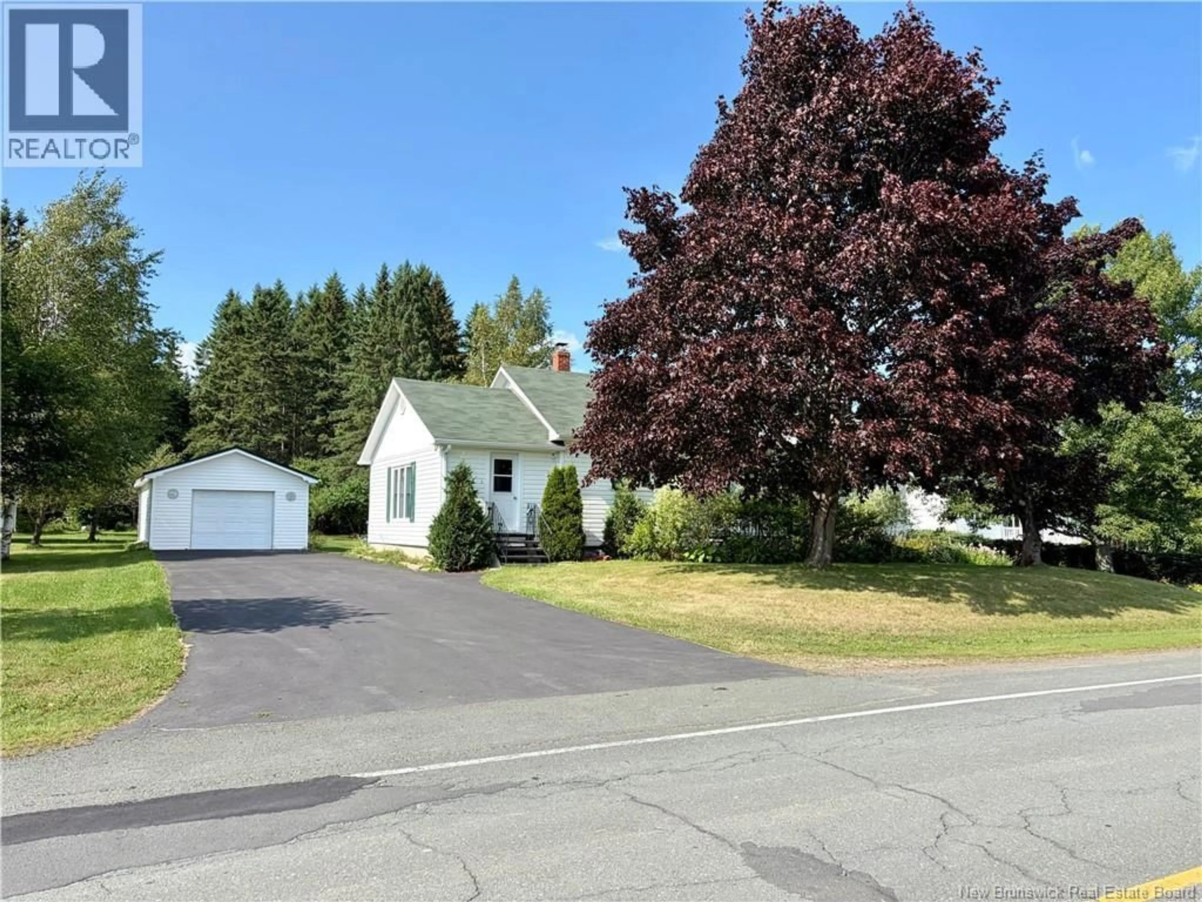 Home with vinyl exterior material, street for 235 AVE DES PIONNIERS AVE, Balmoral New Brunswick E8E1B1