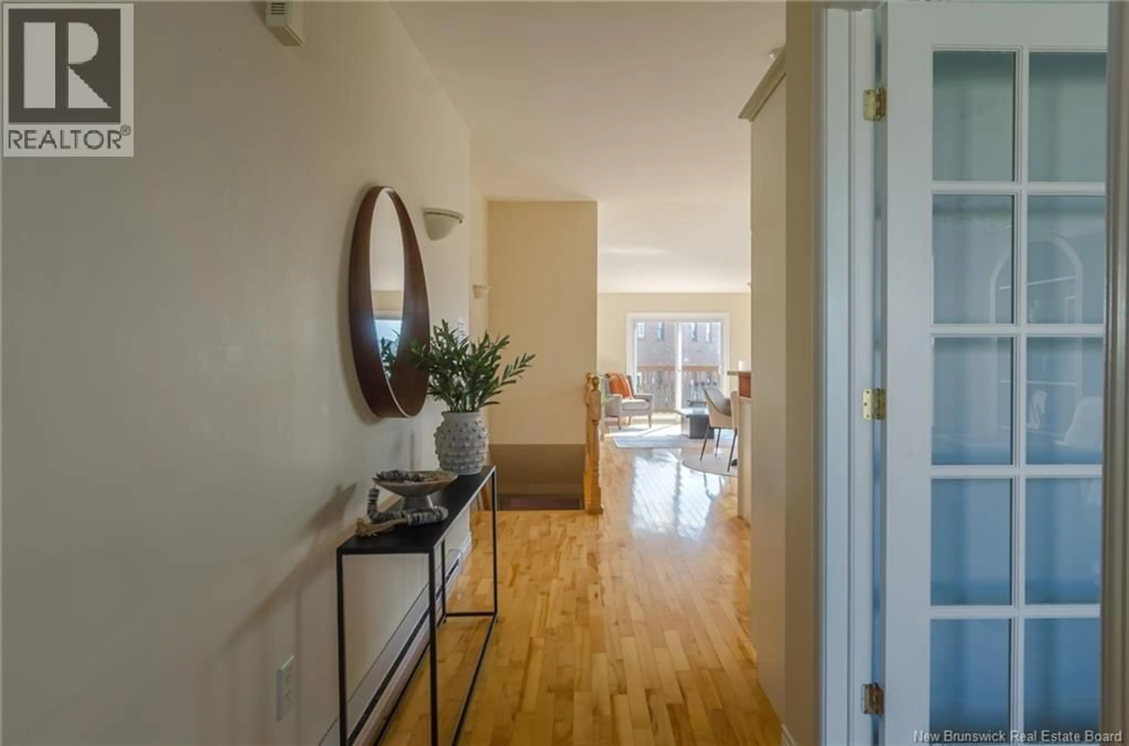 Indoor entryway for 9 SAINT PETERS COURT, Saint John New Brunswick E2K5N4