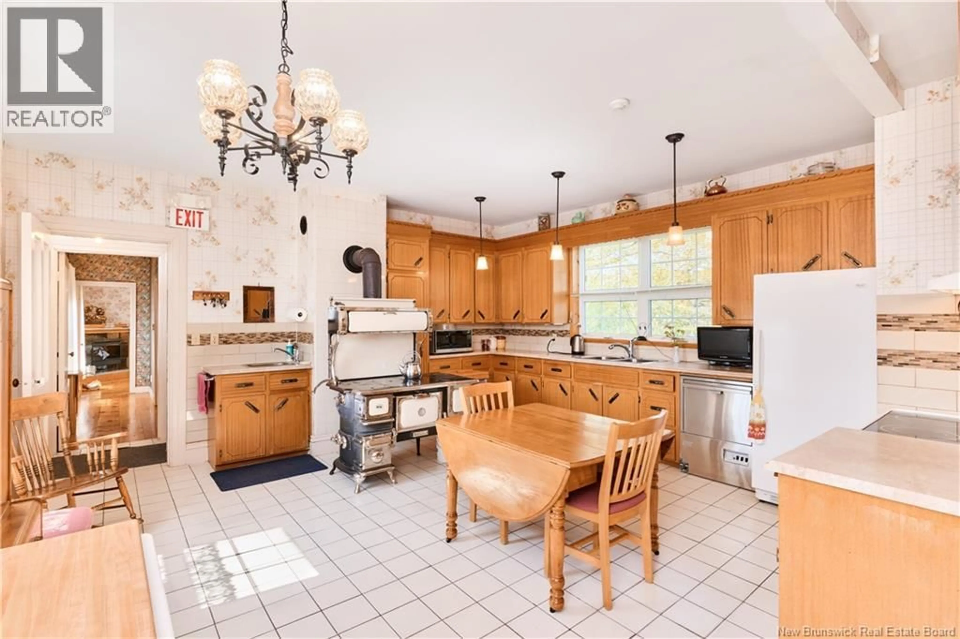 Standard kitchen, ceramic/tile floor for 356 ROUTE 915, Harvey New Brunswick E4H2M2