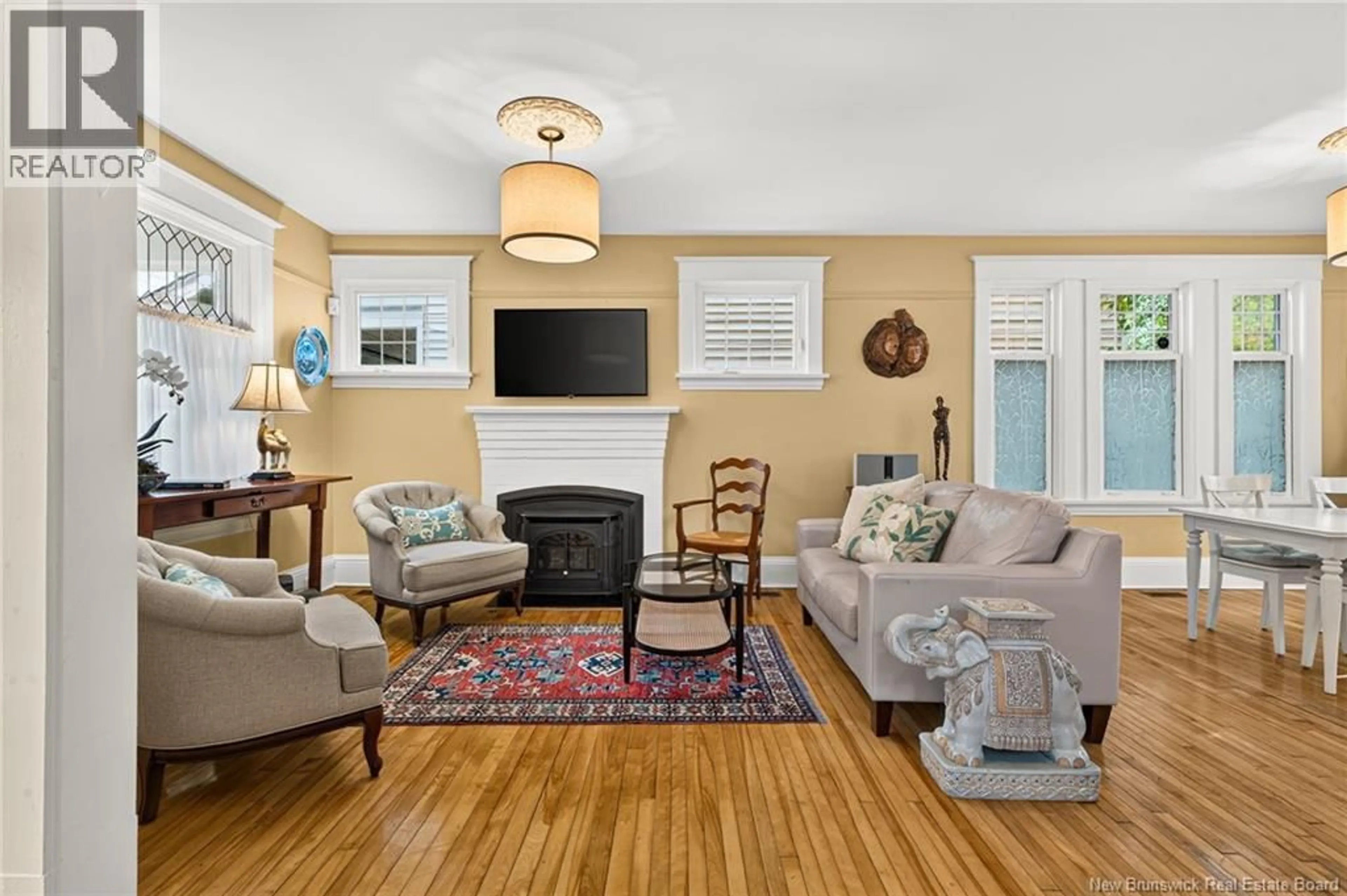 Living room with furniture, unknown for 262 HIGHFIELD, Moncton New Brunswick E1C5R2