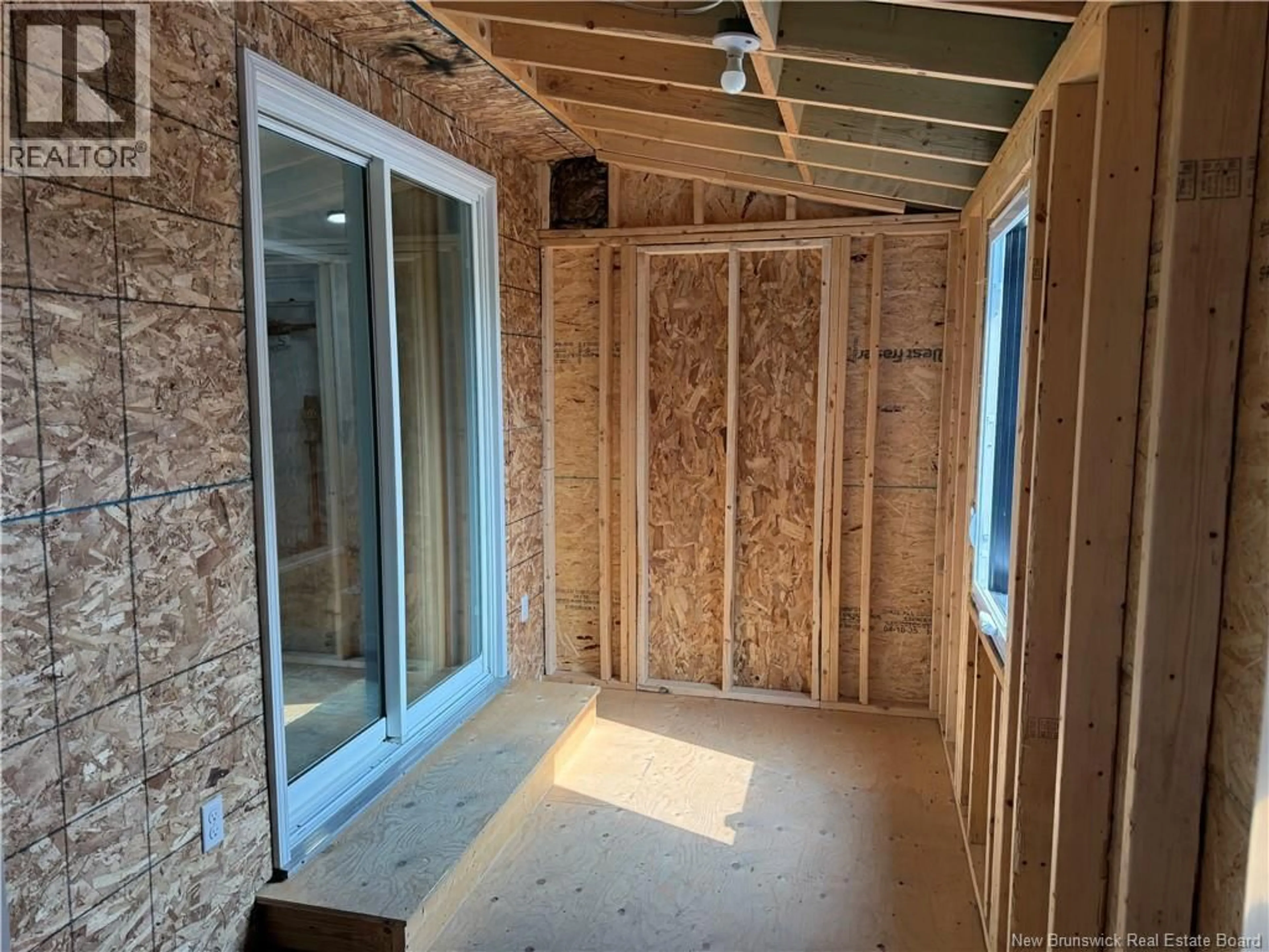 Indoor entryway for 1522 TOBIQUE ROAD, Drummond New Brunswick E3Y2P3