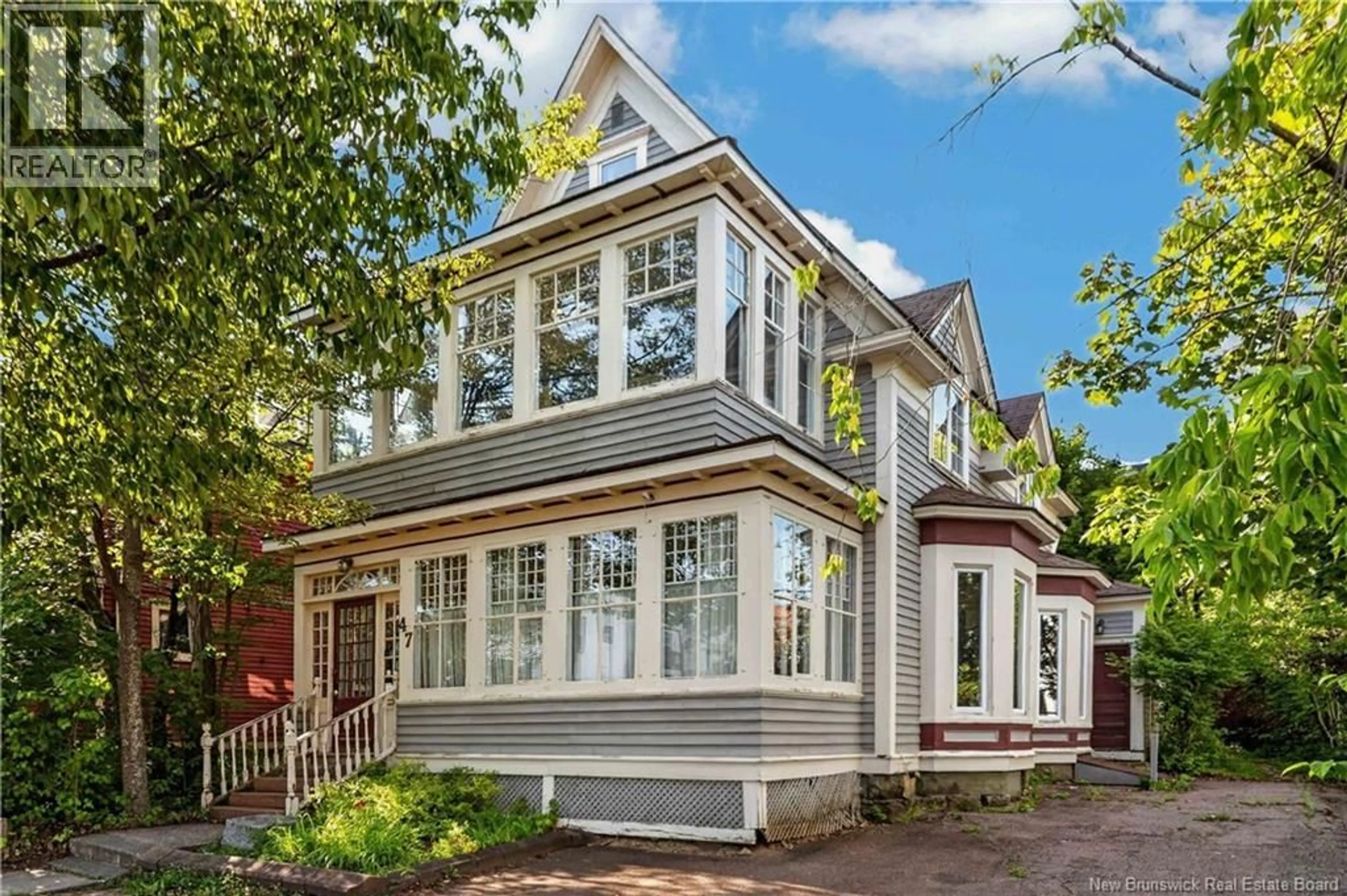 Home with vinyl exterior material, street for 47 FLEET STREET, Moncton New Brunswick E1C1S1