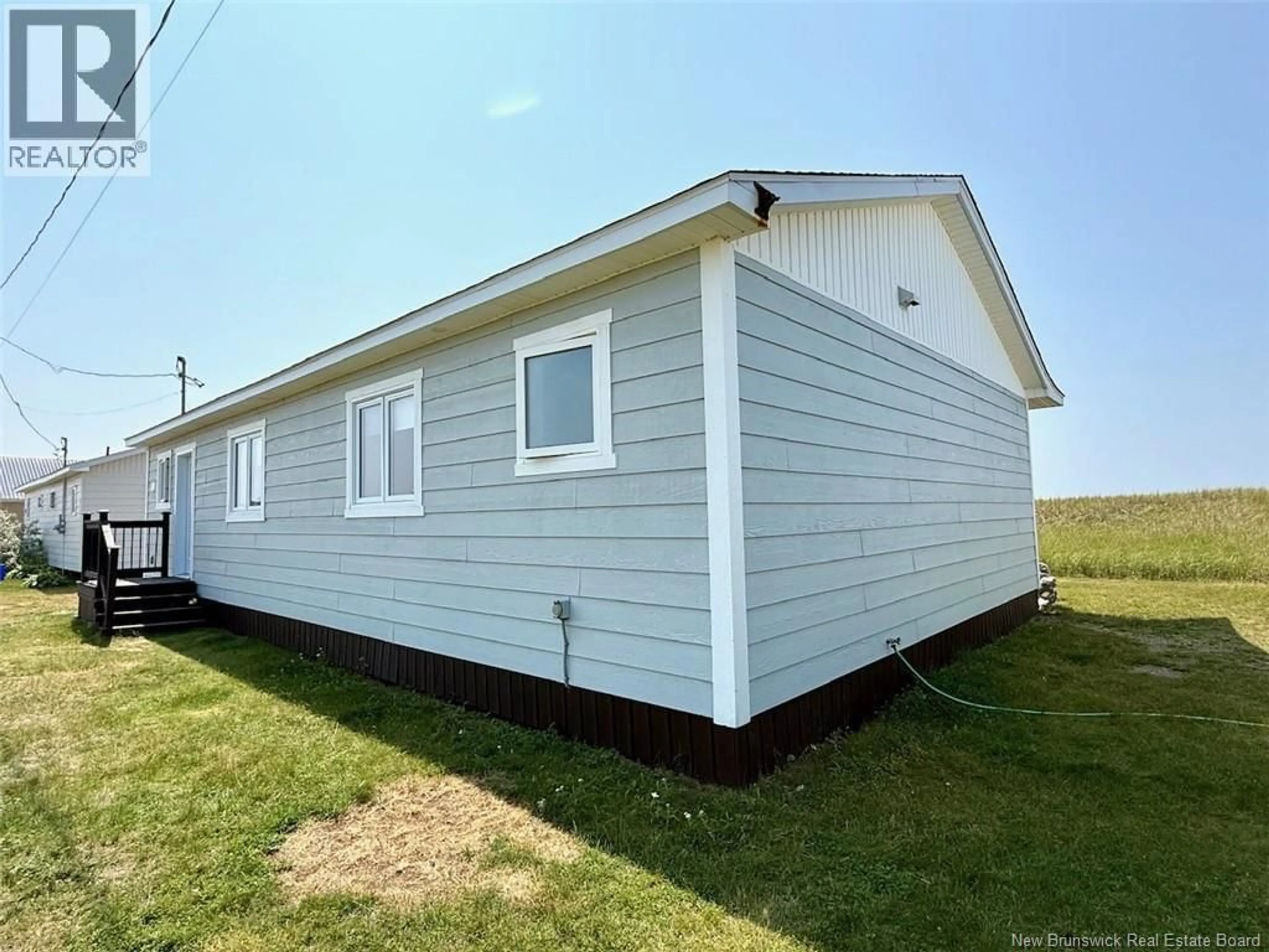 Home with vinyl exterior material, building for 118 CHEMIN VIBERT, Miscou New Brunswick E8T2G3