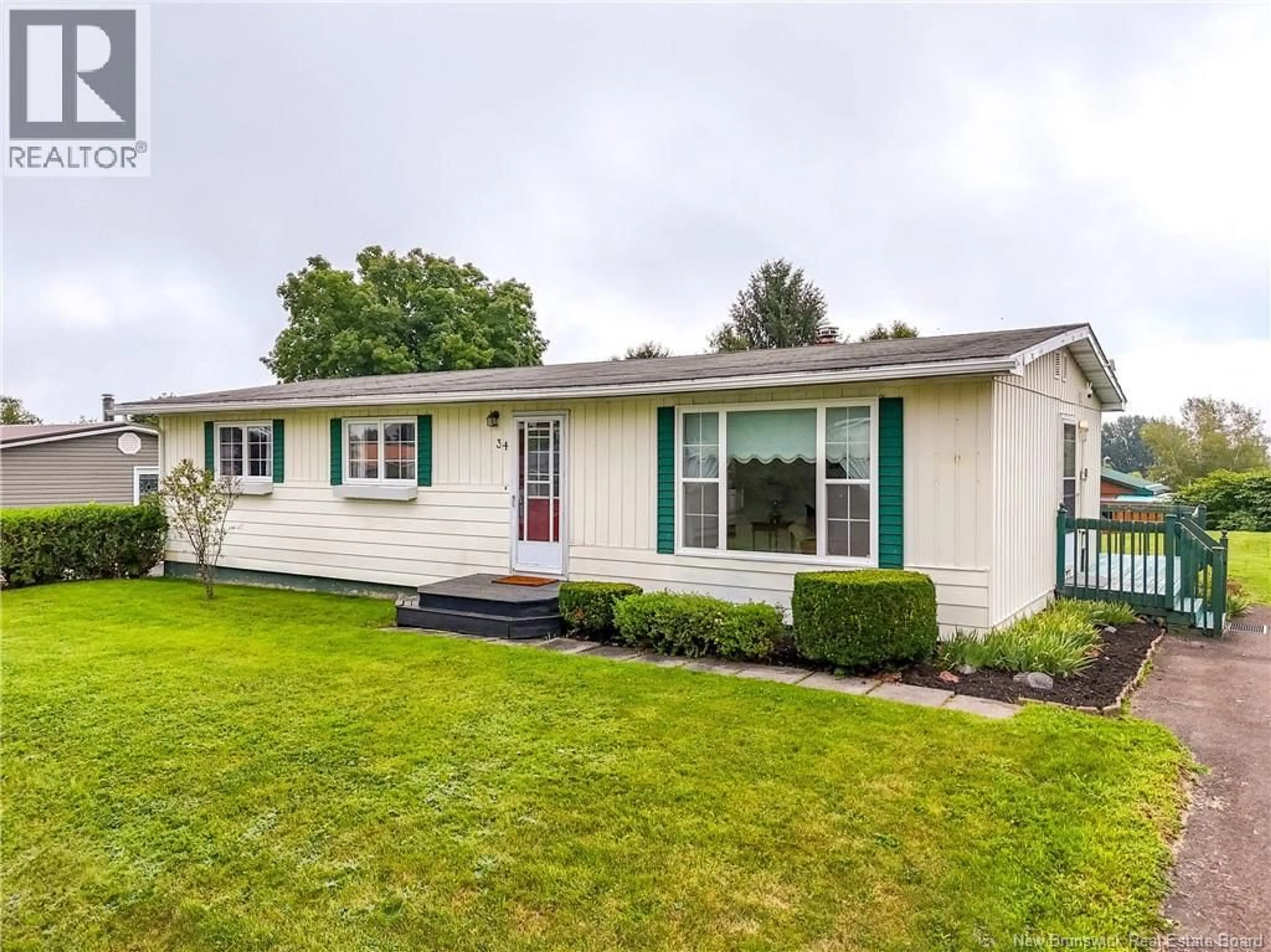 Home with vinyl exterior material, street for 35 HARDING DRIVE, Nackawic New Brunswick E6G1C5