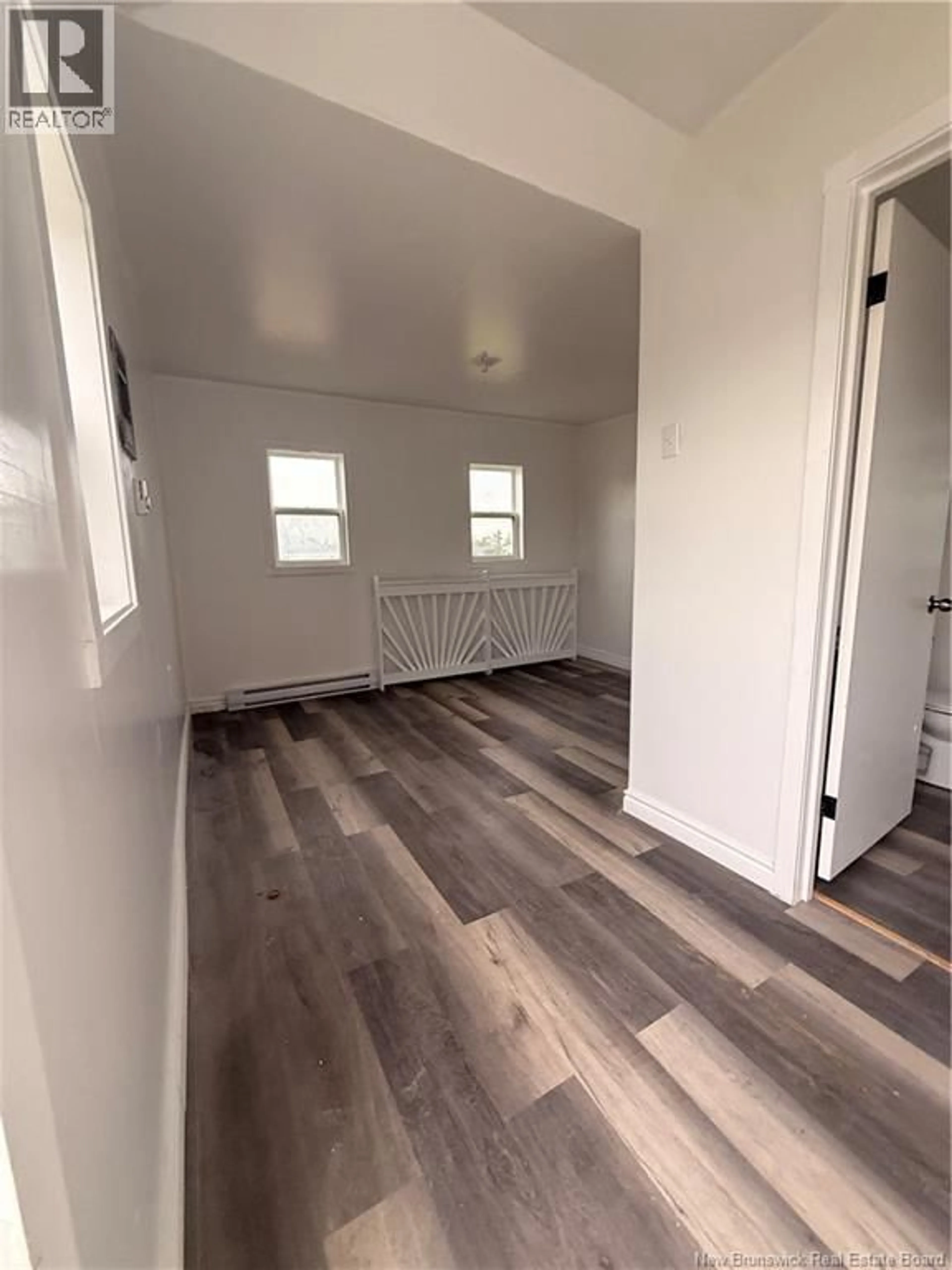 Indoor entryway for 161 MAPLETON ROAD, Moncton New Brunswick E1C9G6