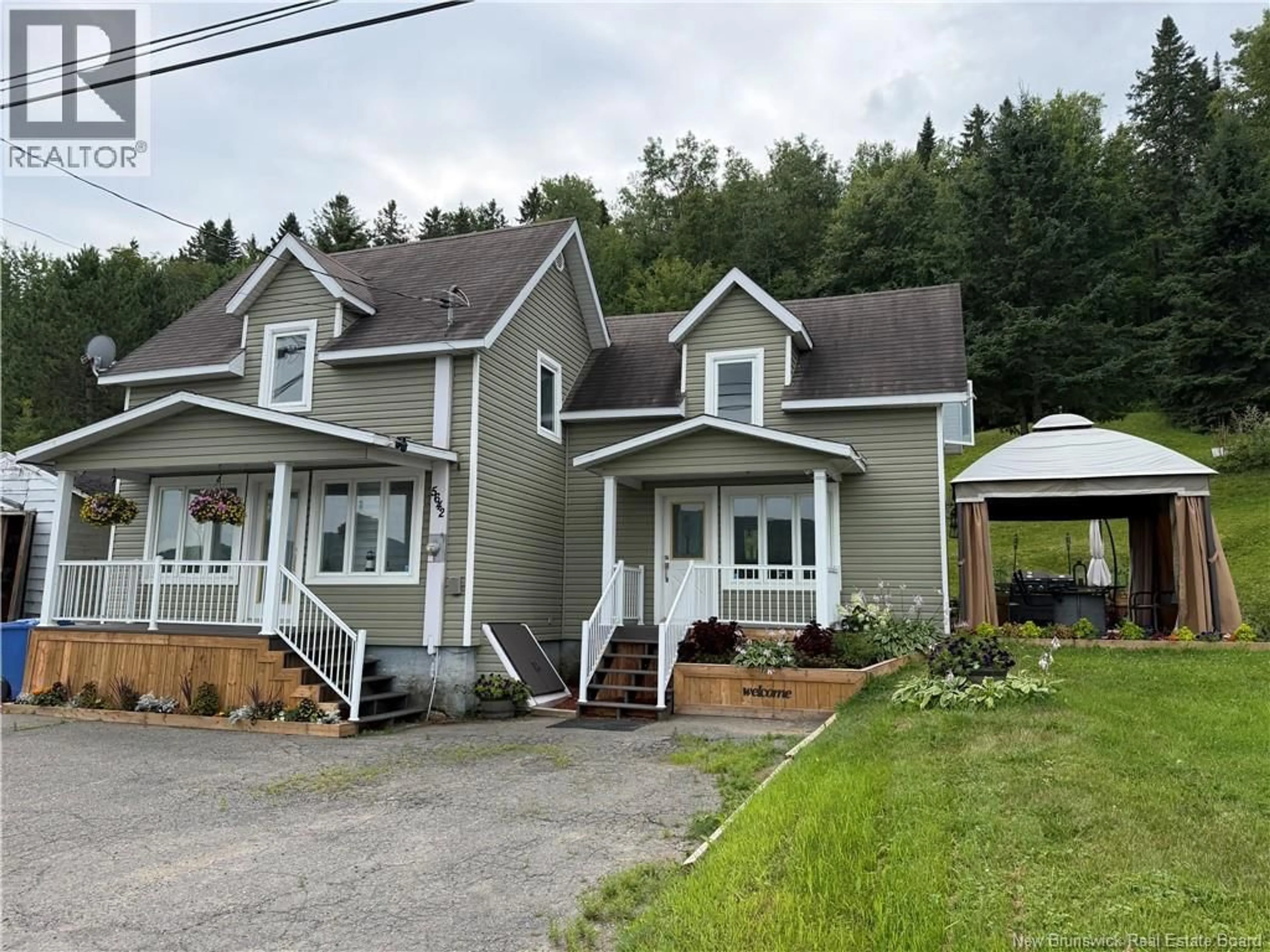 A pic from outside/outdoor area/front of a property/back of a property/a pic from drone, street for 5642 CENTRALE STREET, Lac Baker New Brunswick E7A1H7