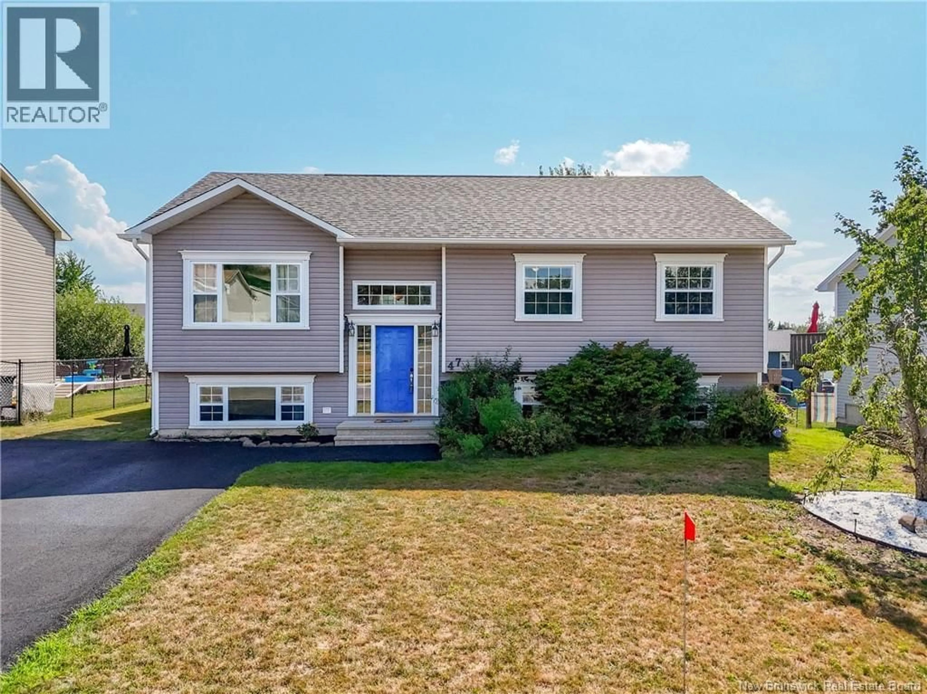 Home with vinyl exterior material, street for 47 DAWSON DRIVE, Oromocto New Brunswick E2V4S9