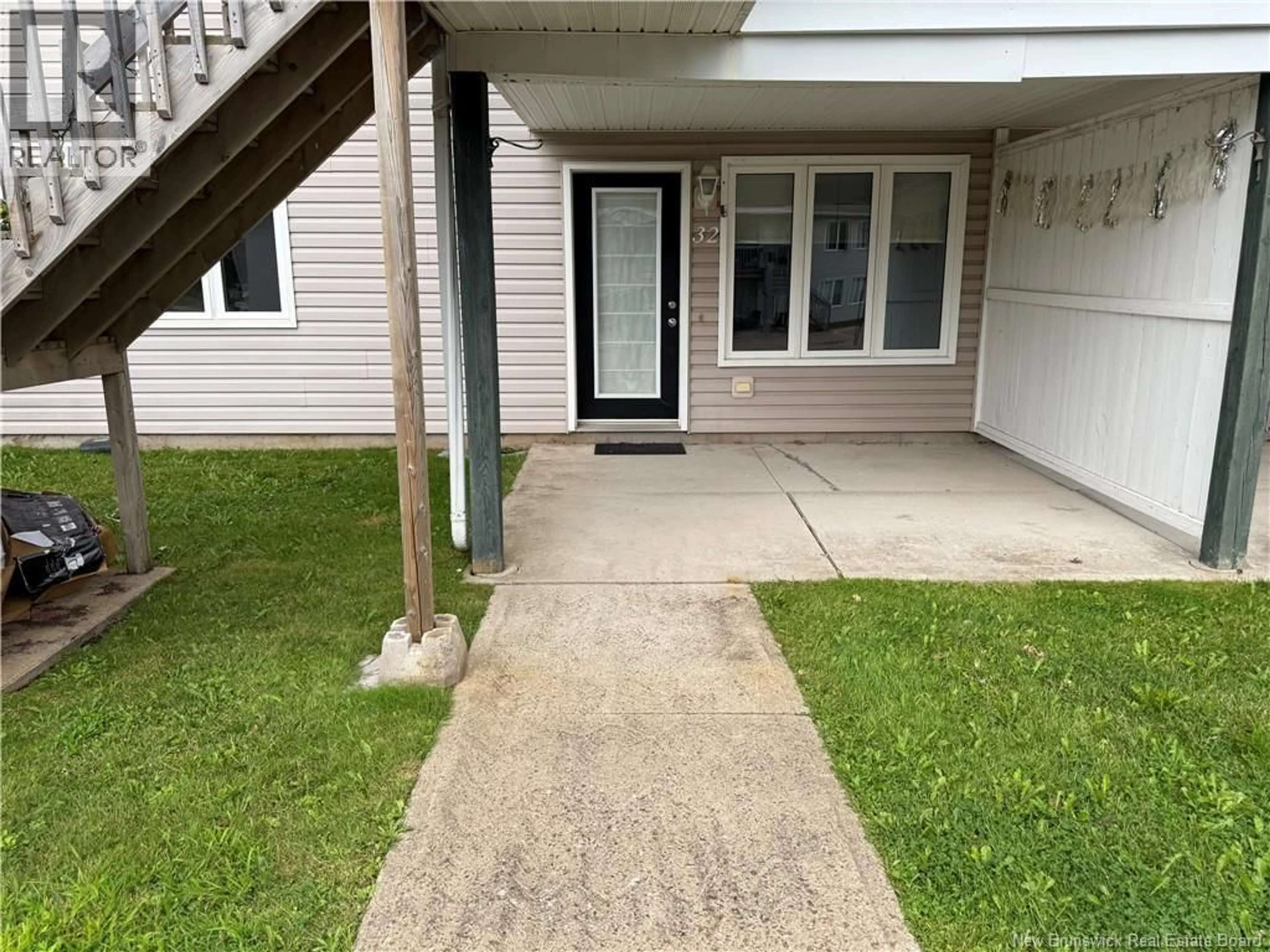 Unknown for 32 - 30 GRANT, Moncton New Brunswick E1A3R3