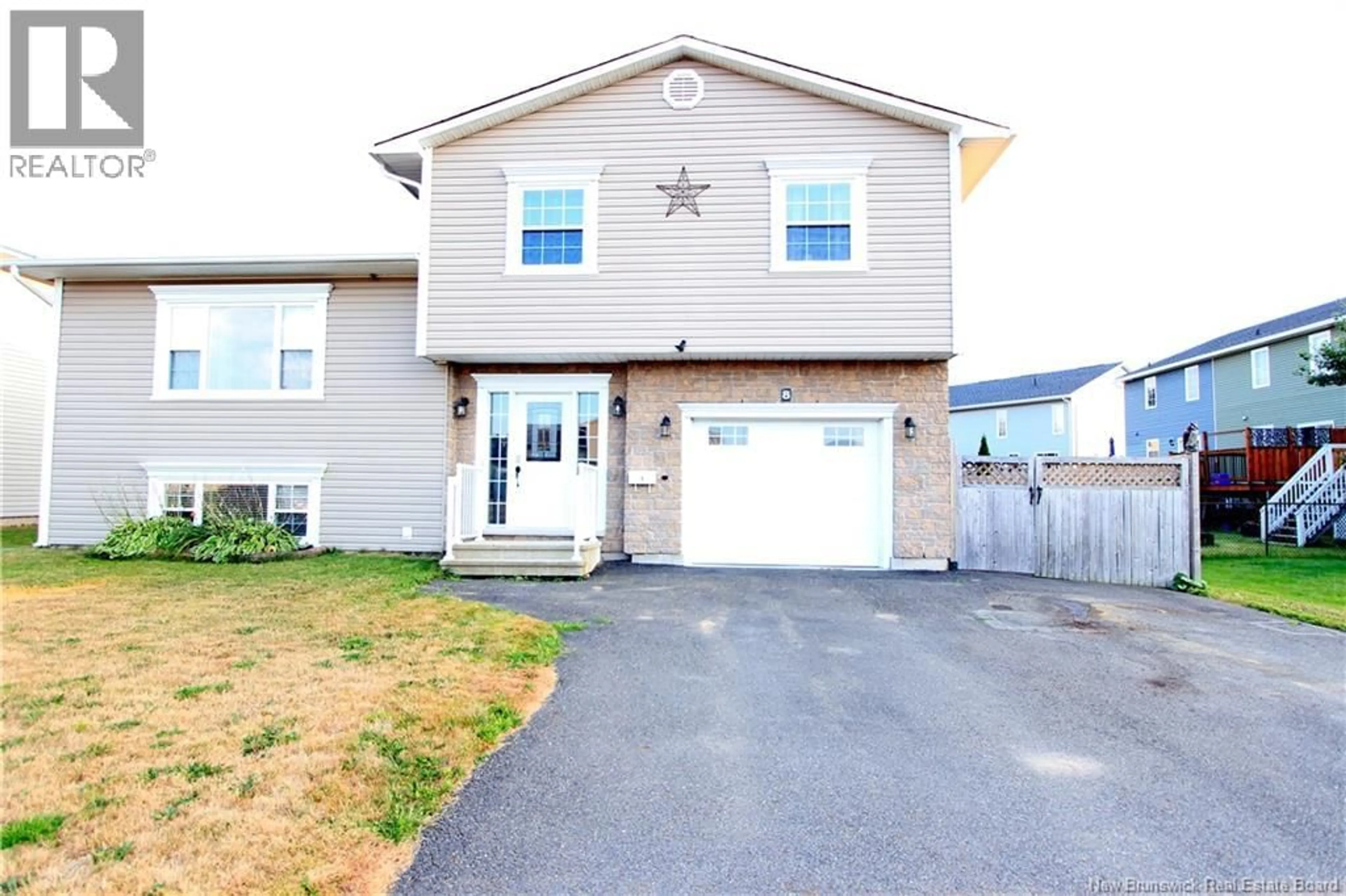 Home with vinyl exterior material, street for 8 HALLIHAN DRIVE, Oromocto New Brunswick E2V0C5
