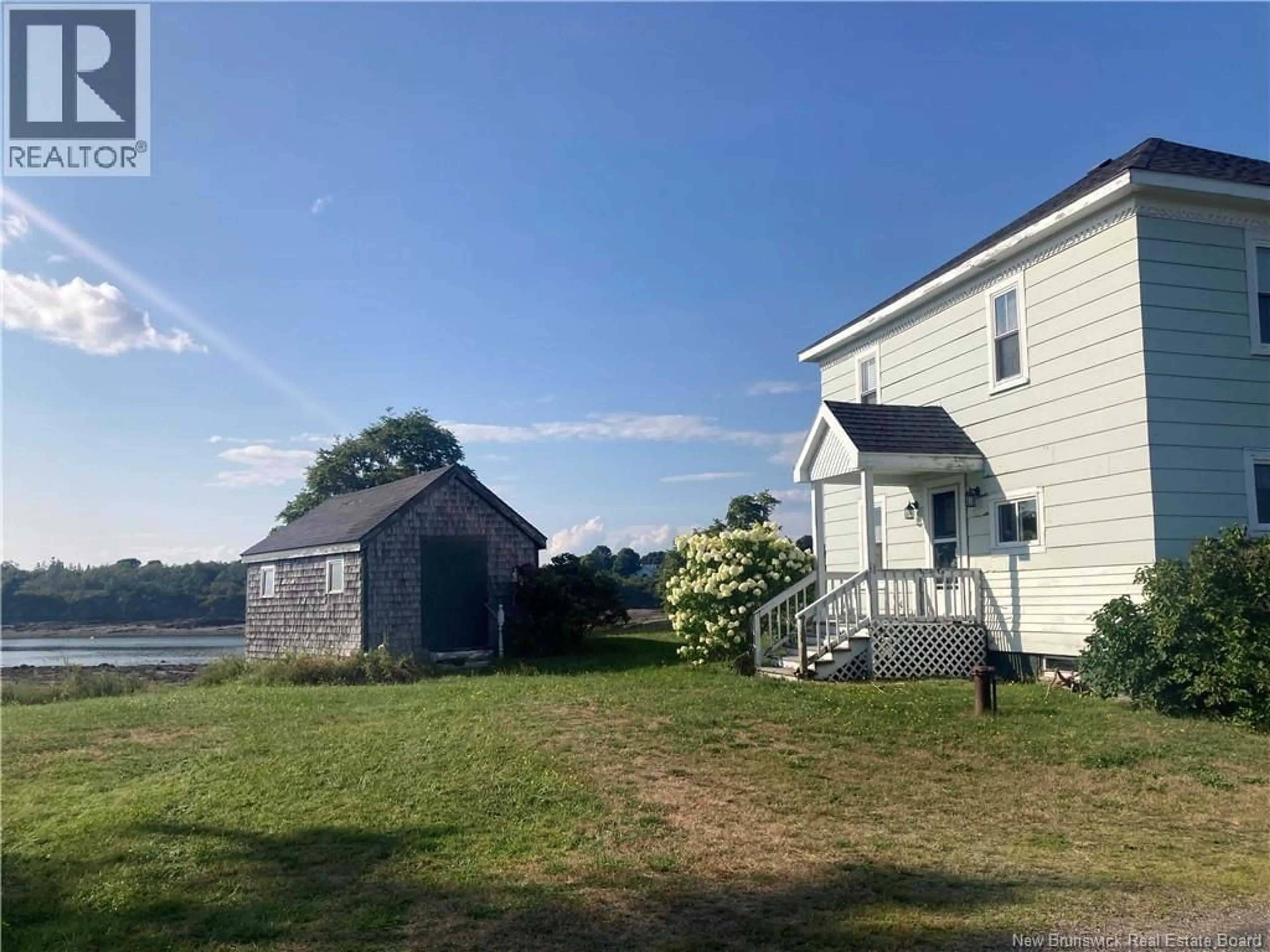 A pic from outside/outdoor area/front of a property/back of a property/a pic from drone, building for 26 OLLO CALDERS LANE, Wilsons Beach New Brunswick E5E1S4
