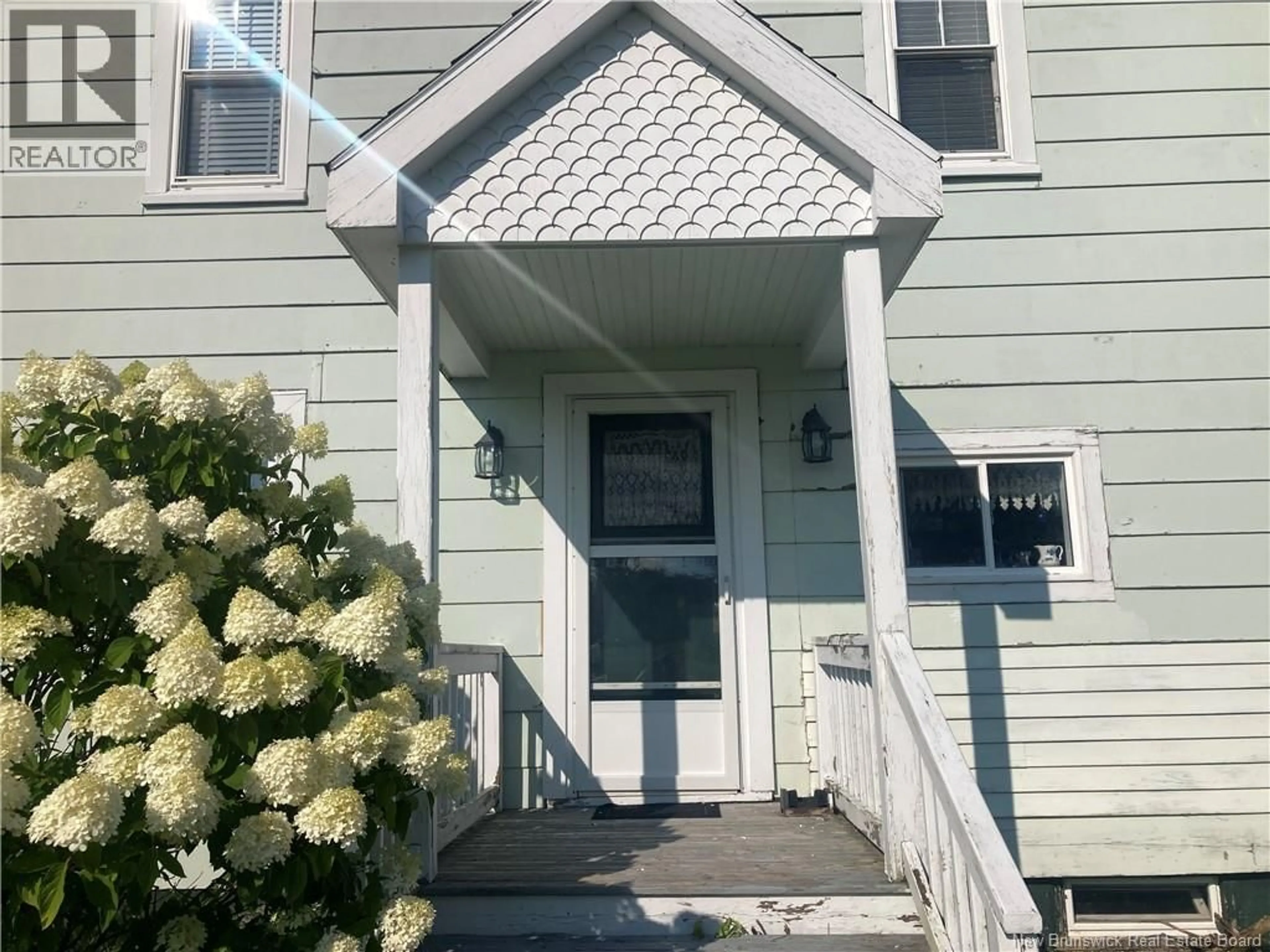Home with vinyl exterior material, street for 26 OLLO CALDERS LANE, Wilsons Beach New Brunswick E5E1S4