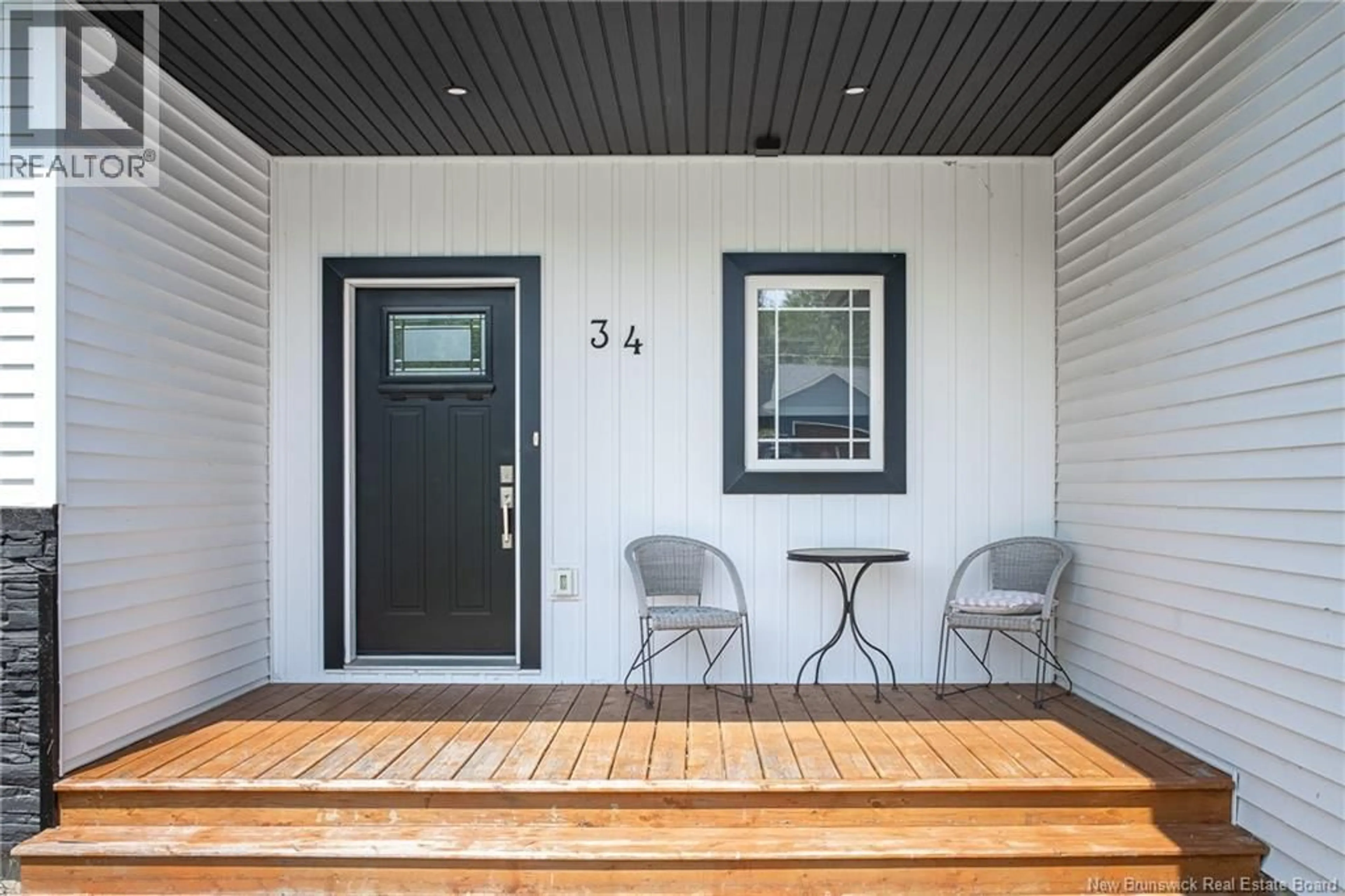 Indoor entryway for 34 MCMASTER AVENUE, Nauwigewauk New Brunswick E5N2B7
