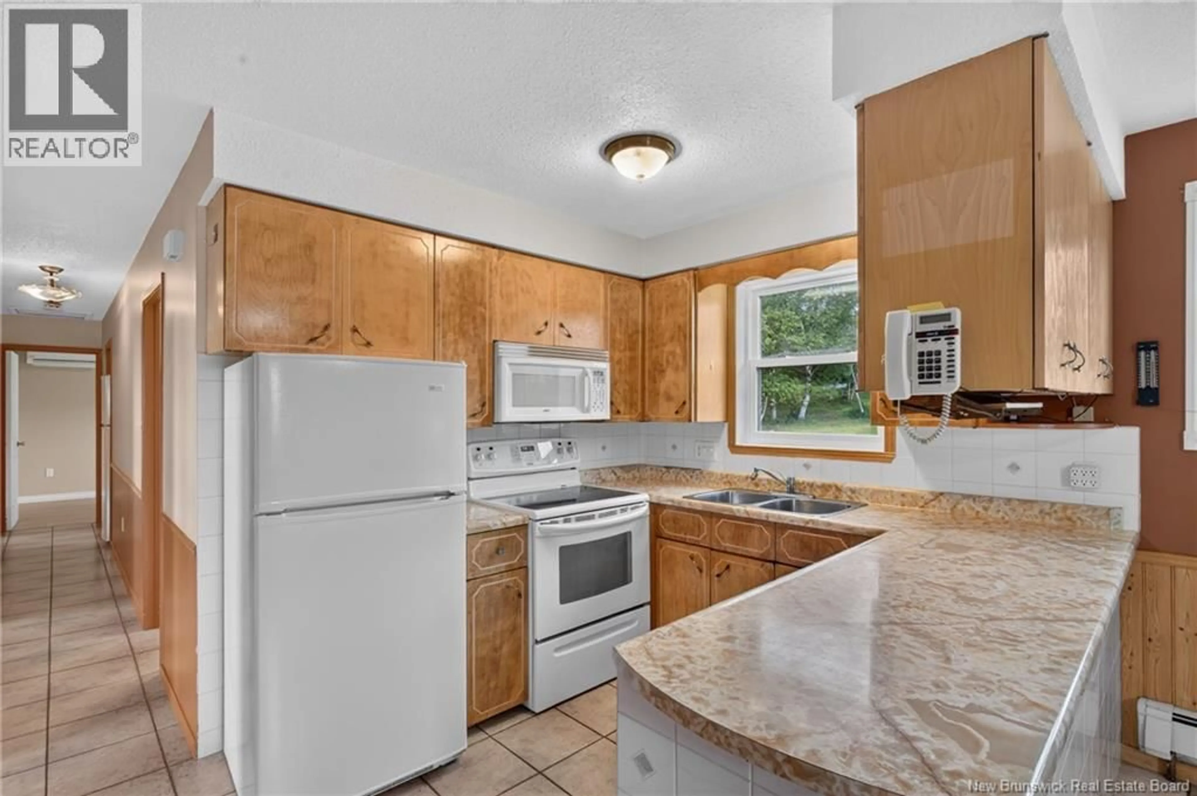 Standard kitchen, ceramic/tile floor for 108 BAYBREEZE DRIVE, Dalhousie New Brunswick E8C1C9