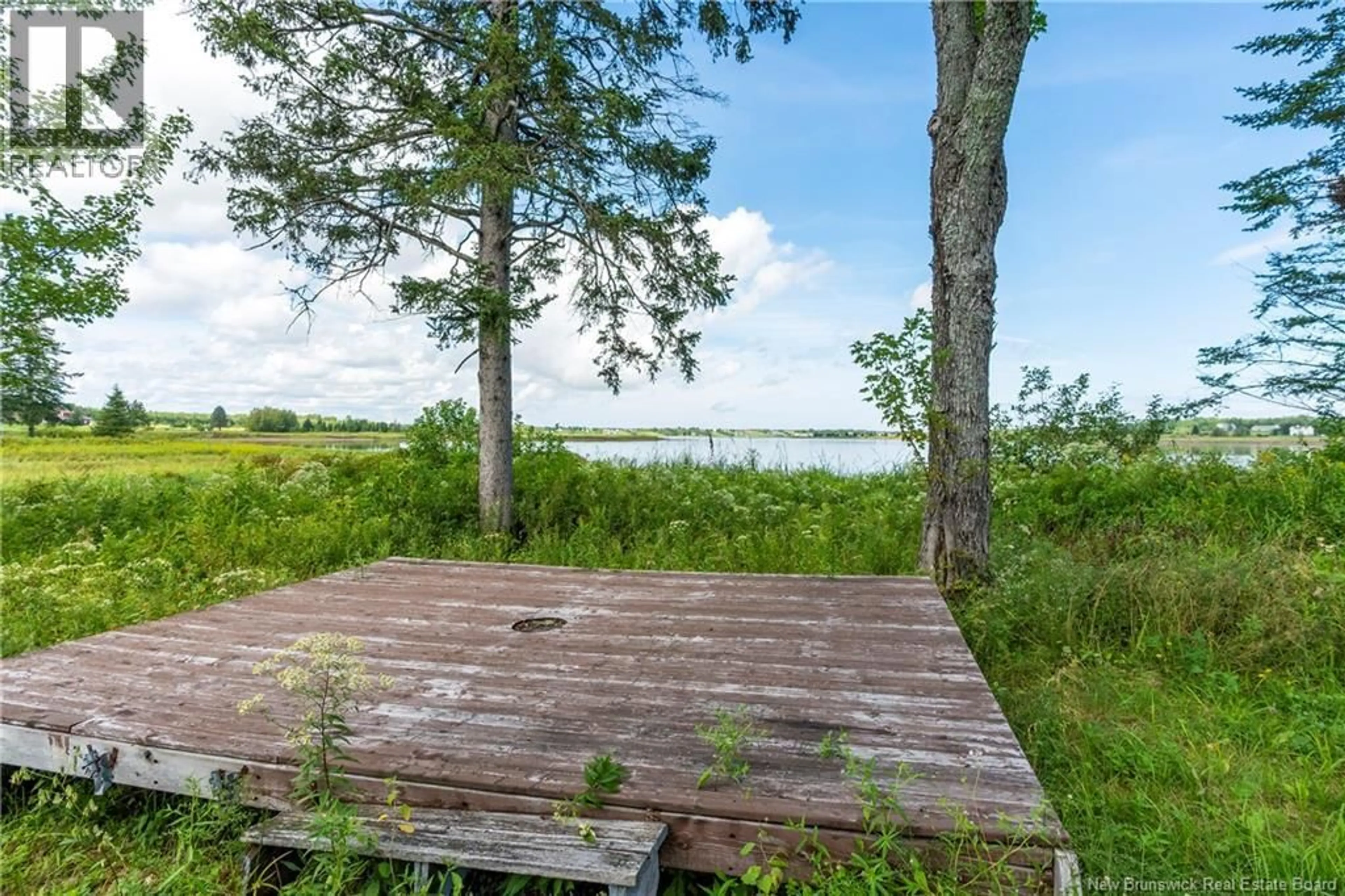 Patio, water/lake/river/ocean view for 1000 COCAGNE SUD, Notre-Dame New Brunswick E4V1V1