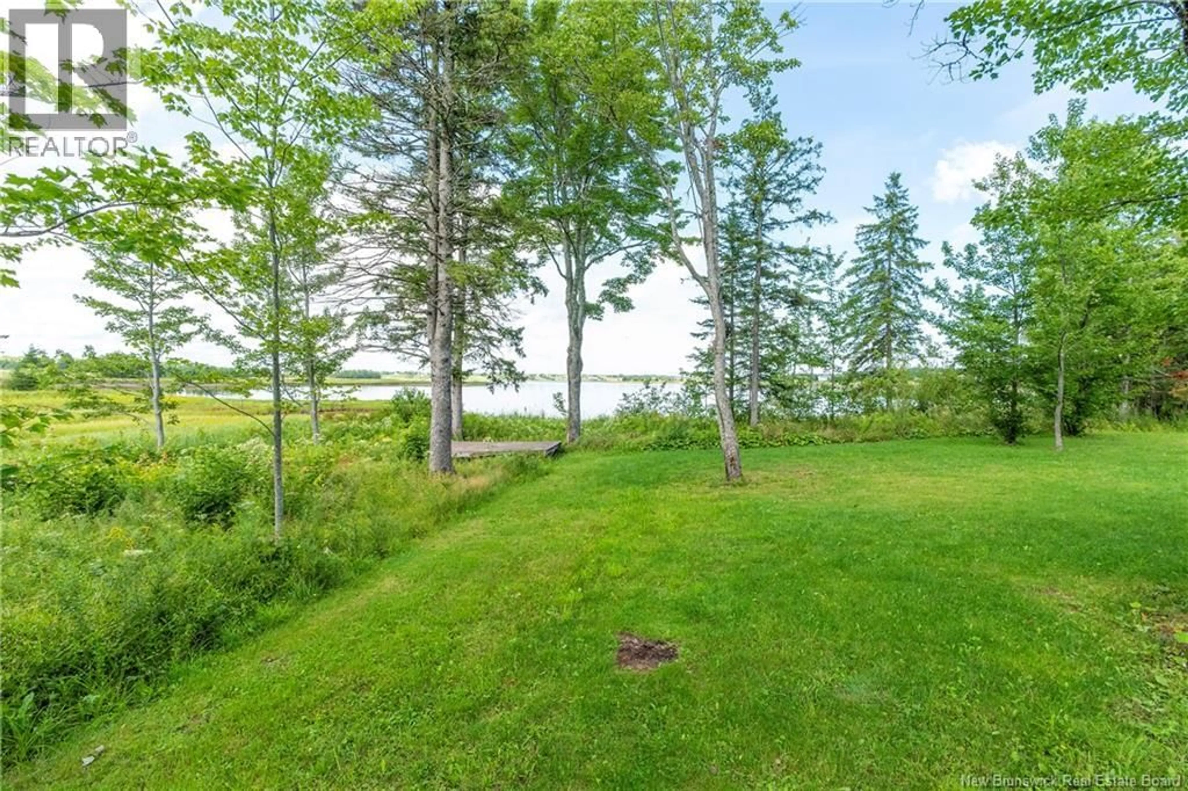Patio, water/lake/river/ocean view for 1000 COCAGNE SUD, Notre-Dame New Brunswick E4V1V1