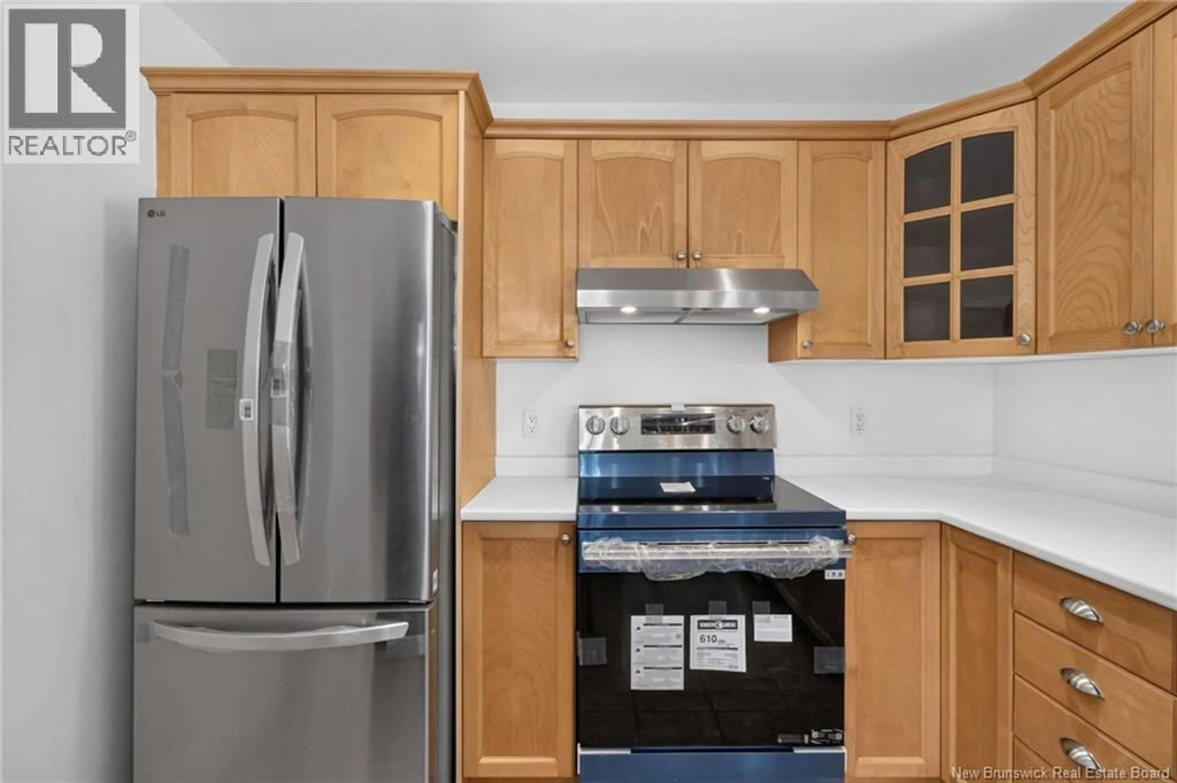 Standard kitchen, unknown for 302 LONSDALE DRIVE, Moncton New Brunswick E1G0A8