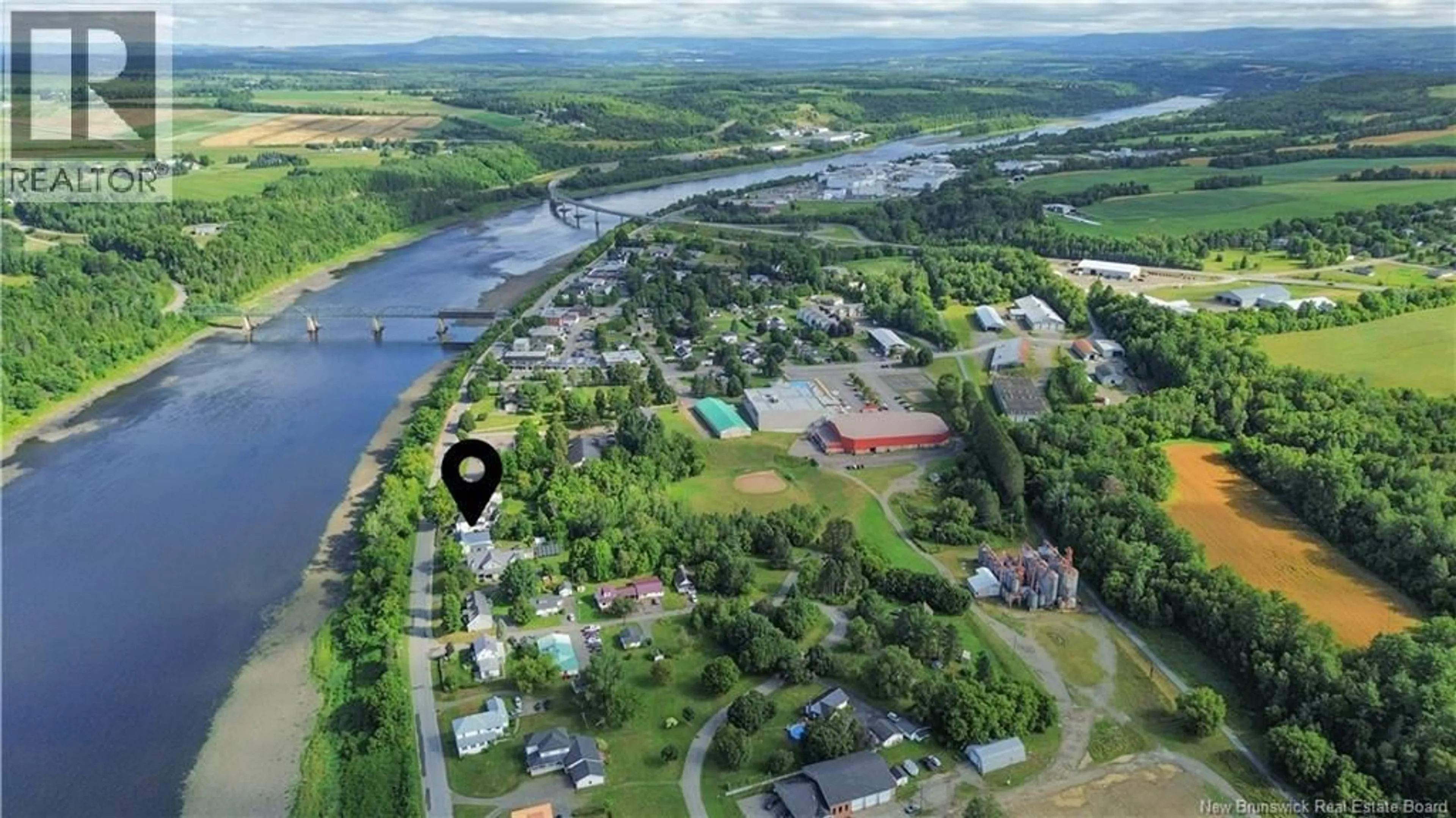 A pic from outside/outdoor area/front of a property/back of a property/a pic from drone, water/lake/river/ocean view for 8682 MAIN STREET, Florenceville-Bristol New Brunswick E7L3G8