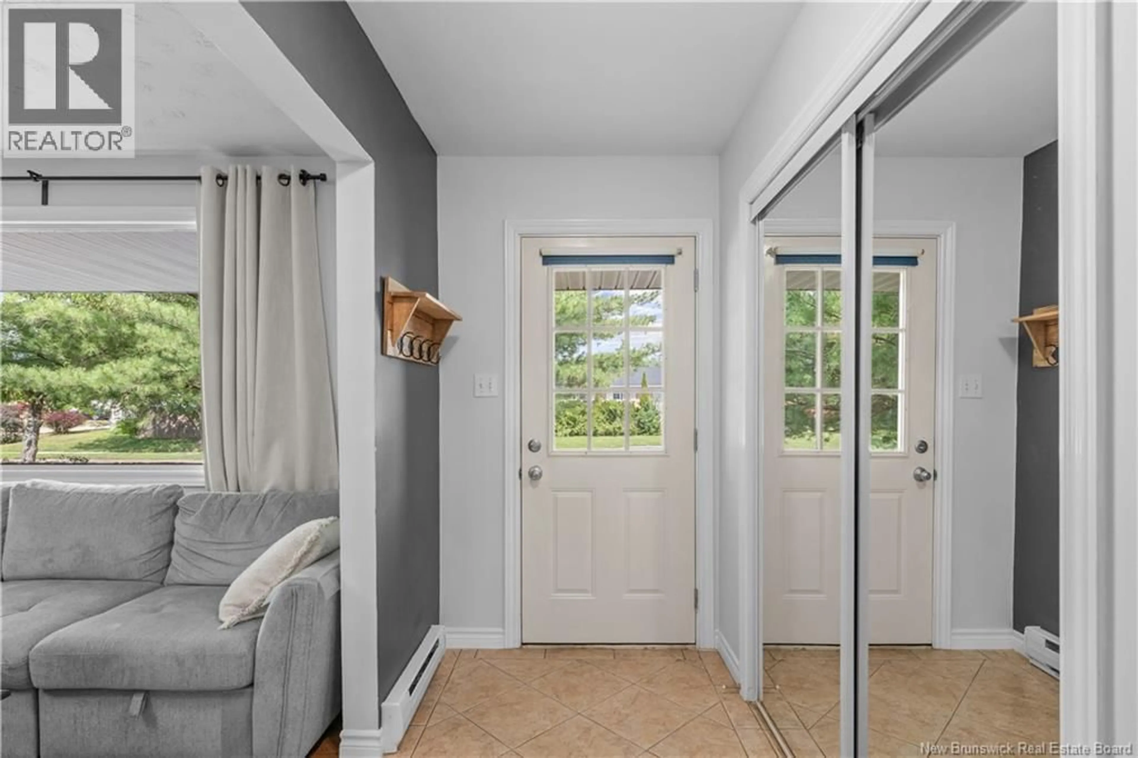 Indoor entryway for 46 AYER AVENUE, Moncton New Brunswick E1C8G8
