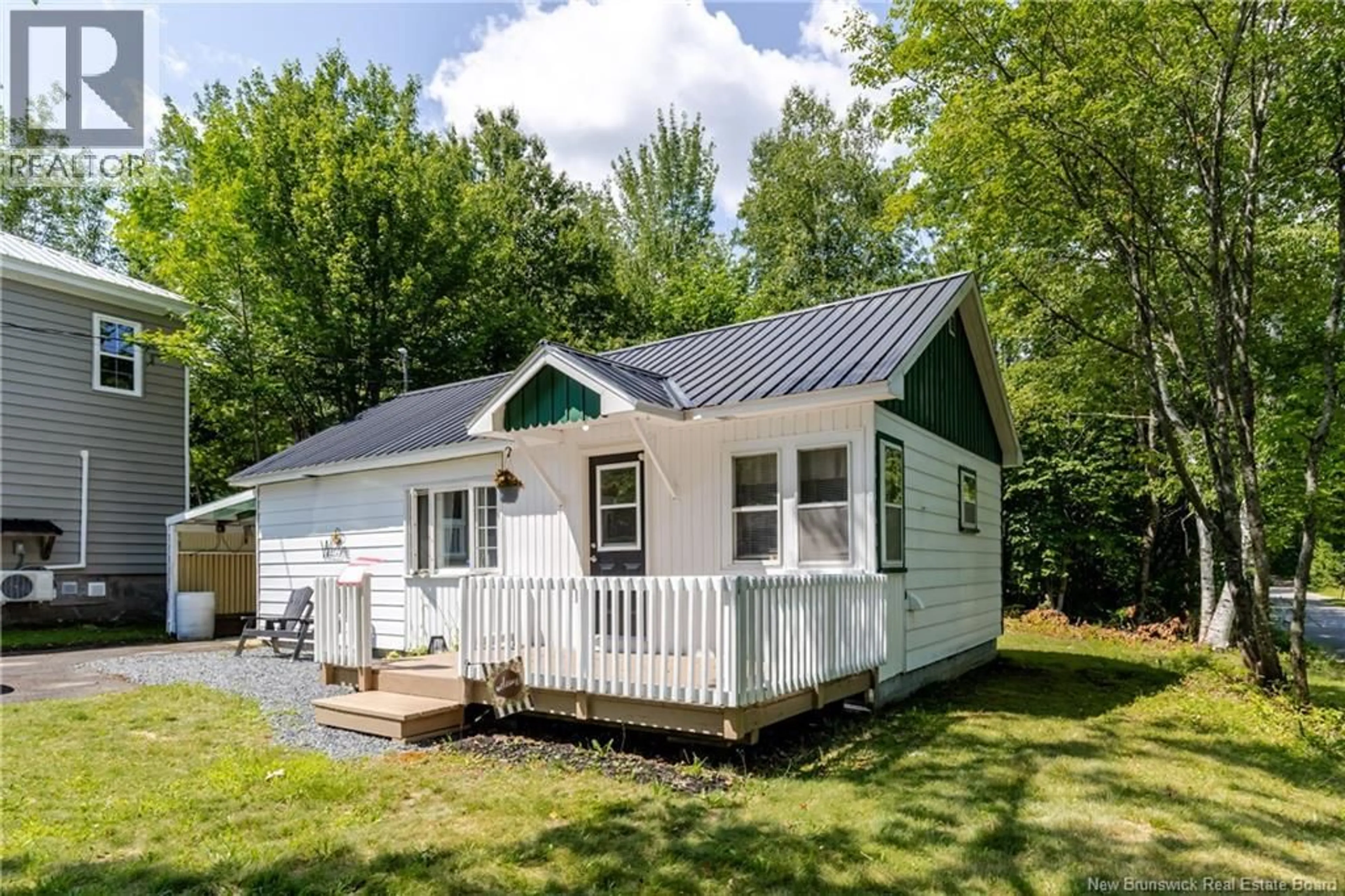 Home with vinyl exterior material, street for 35 FIRST AVENUE, McAdam New Brunswick E6J1S3