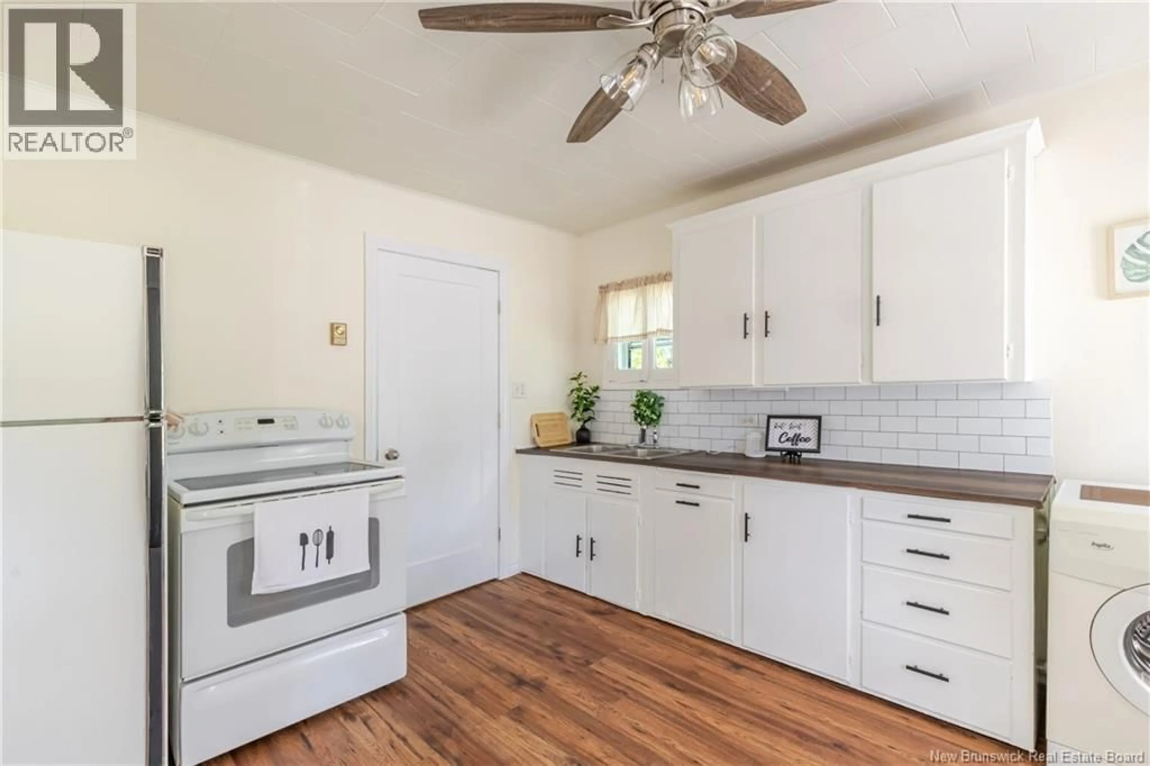 Standard kitchen, unknown for 35 FIRST AVENUE, McAdam New Brunswick E6J1S3