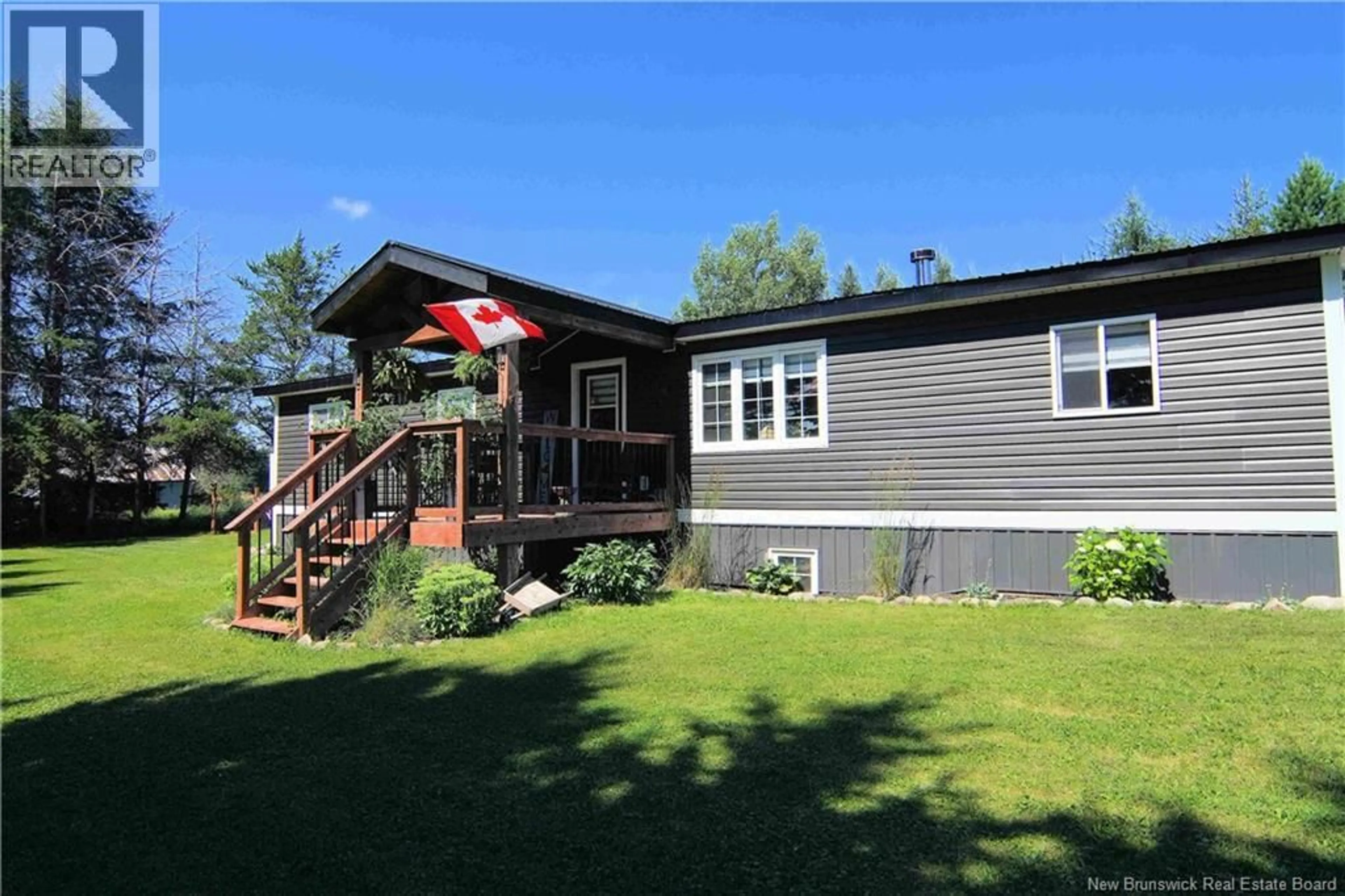 Home with vinyl exterior material, water/lake/river/ocean view for 210 PEOPLES ROAD, Gladwyn New Brunswick E7H3L2