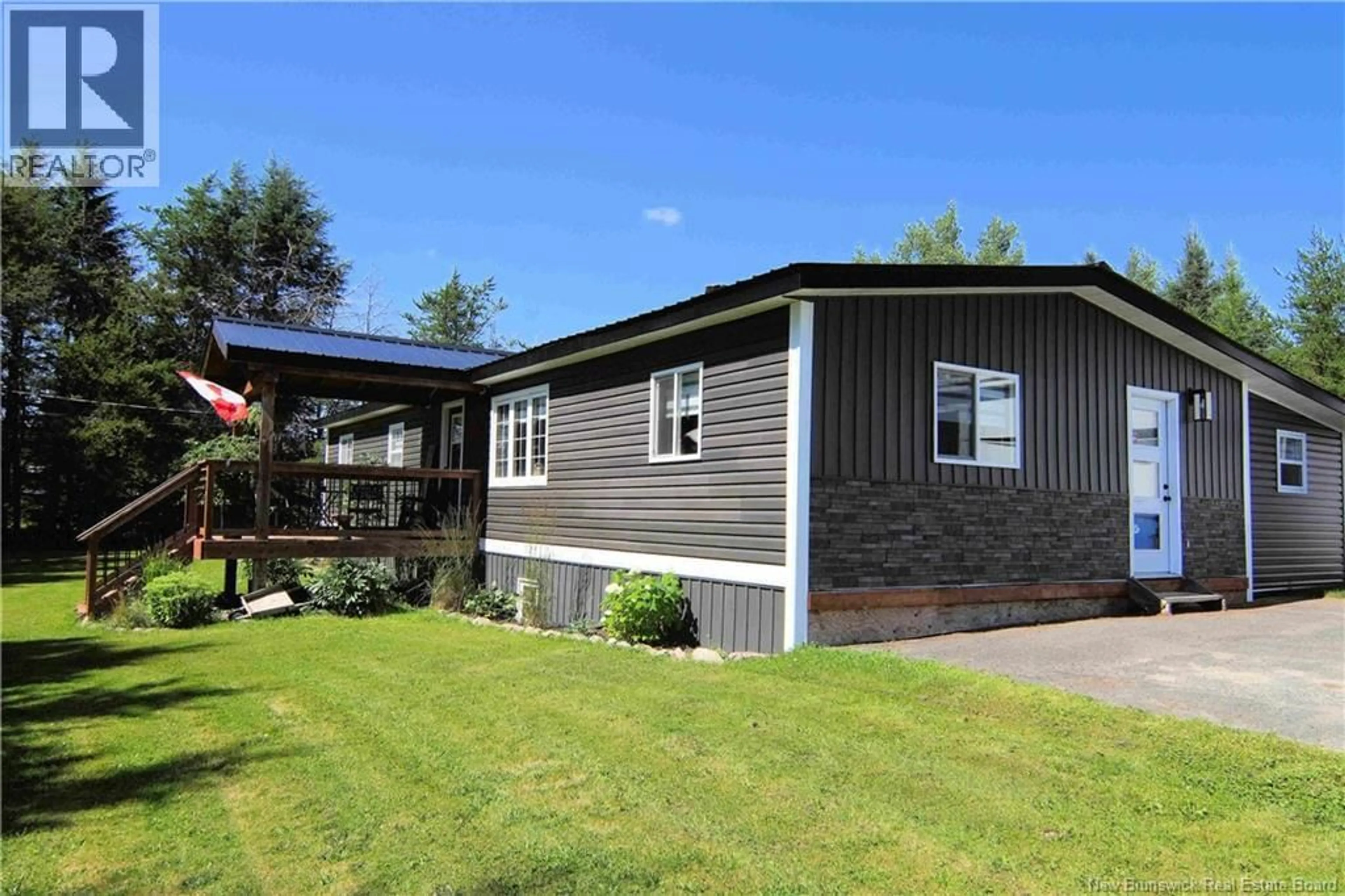 Home with vinyl exterior material, unknown for 210 PEOPLES ROAD, Gladwyn New Brunswick E7H3L2