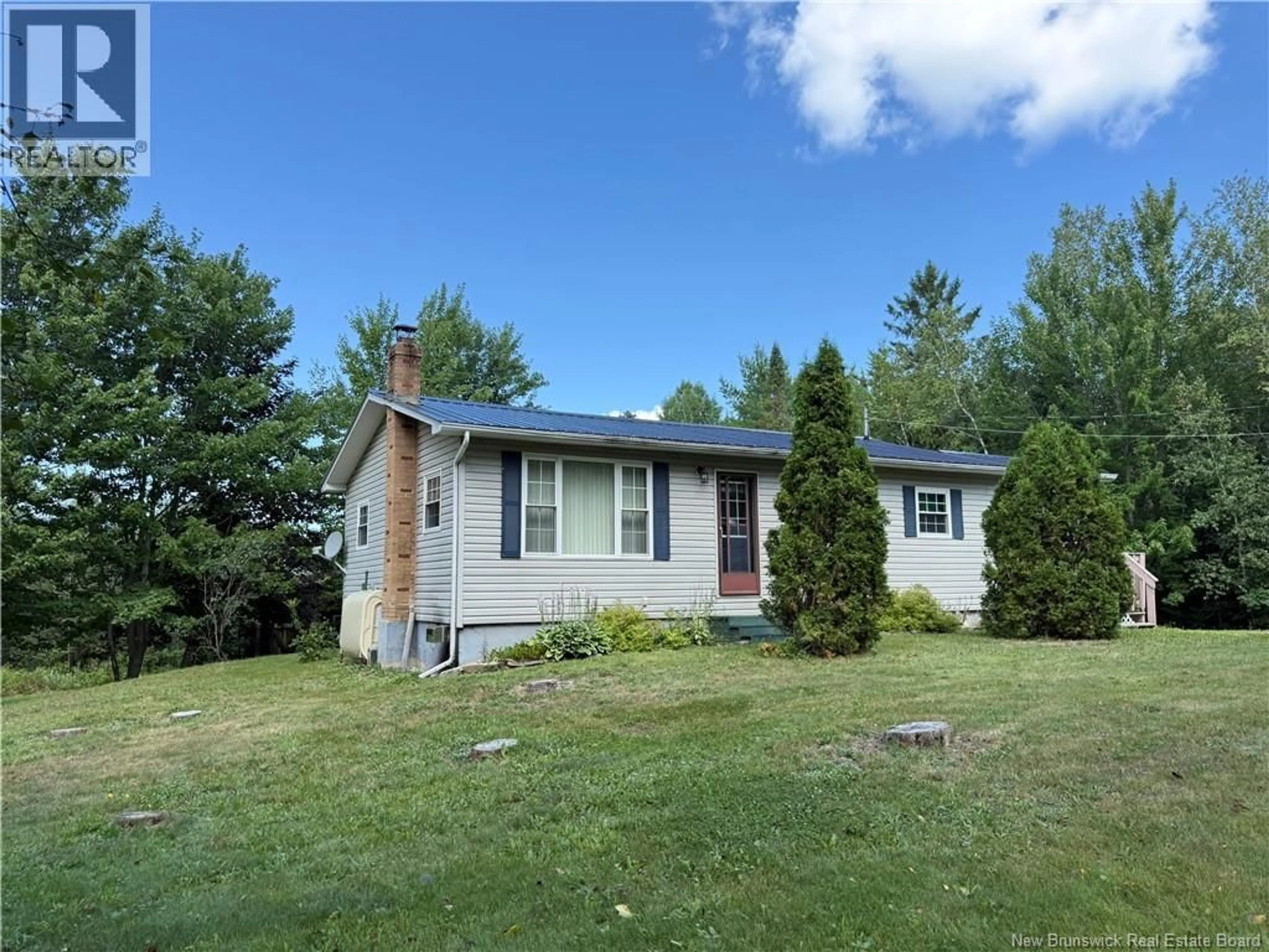 A pic from outside/outdoor area/front of a property/back of a property/a pic from drone, unknown for 2467 ROUTE 118, McKinleyville New Brunswick E9E2H4