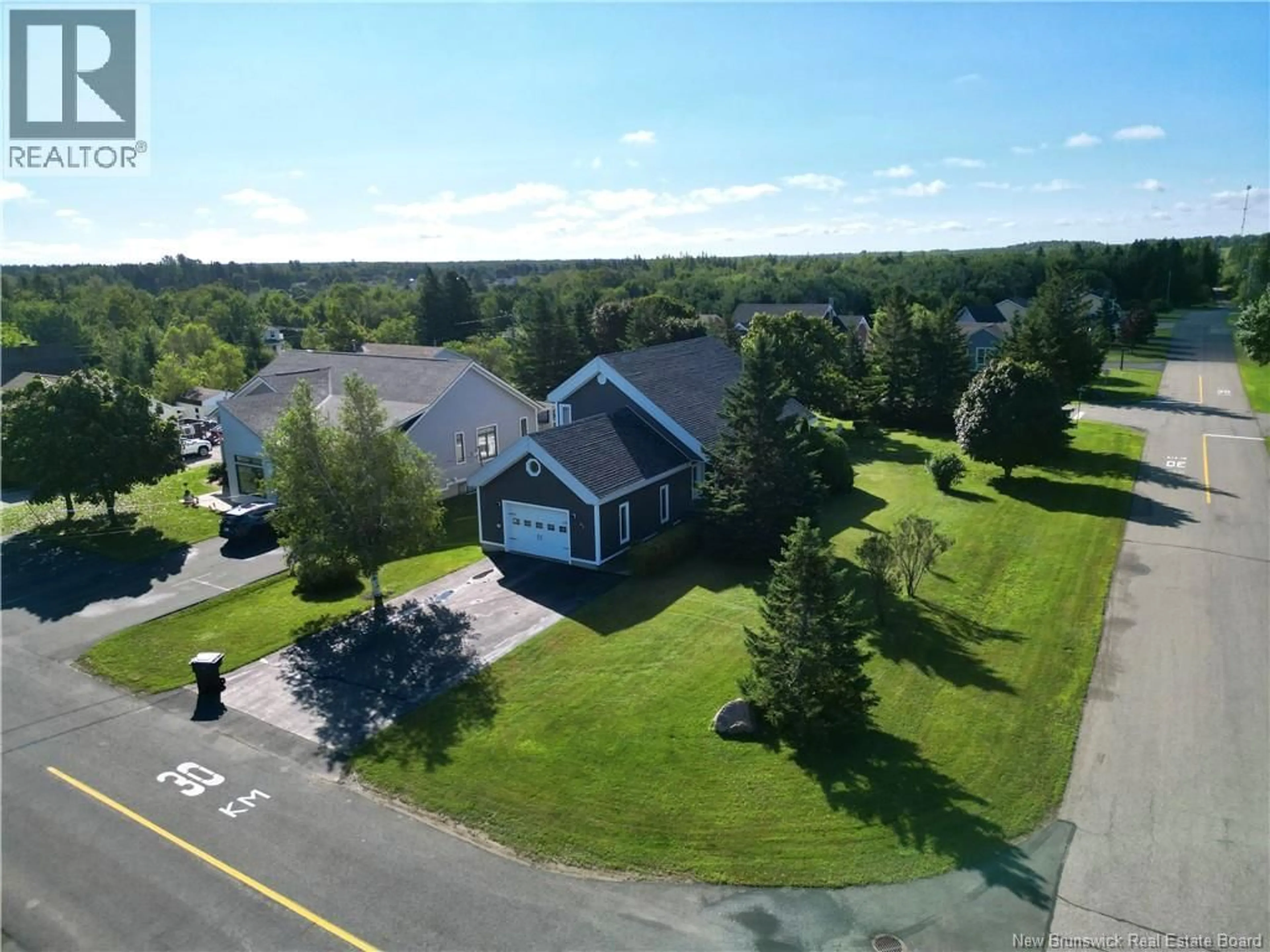 A pic from outside/outdoor area/front of a property/back of a property/a pic from drone, water/lake/river/ocean view for 62 PARISE, Caraquet New Brunswick E1W1B6