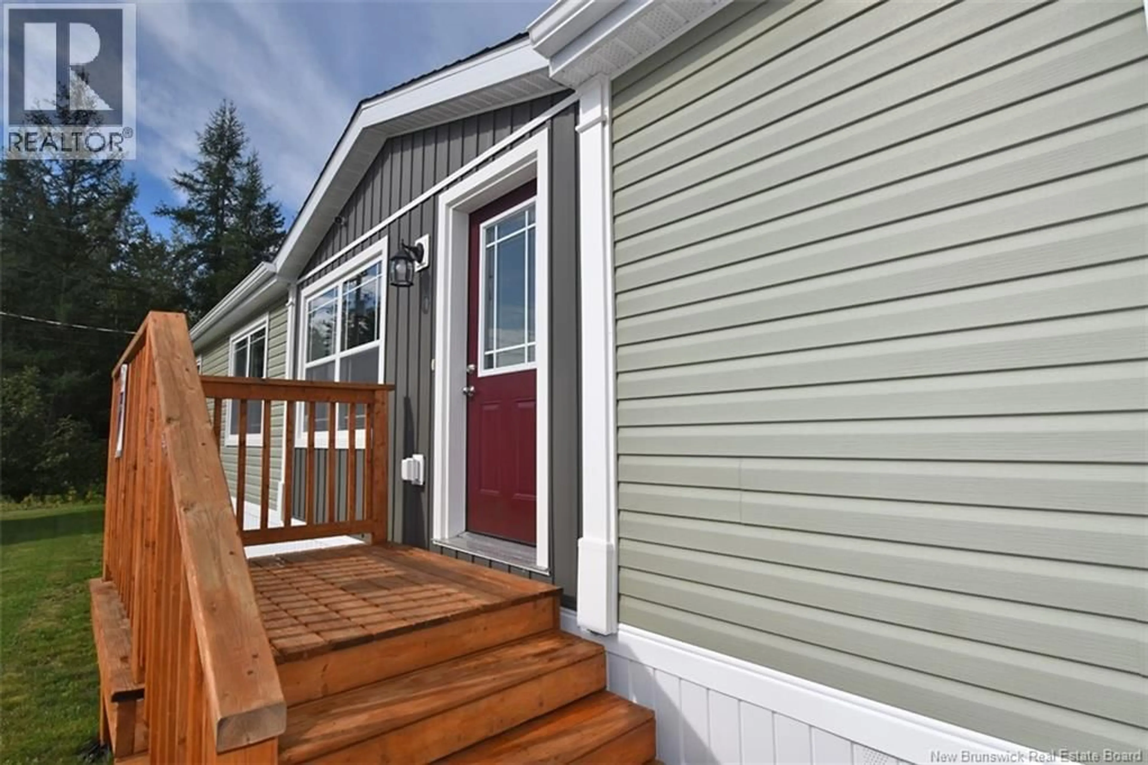 Home with vinyl exterior material, street for 21 LUANNE DRIVE, Waasis New Brunswick E3B0Z5