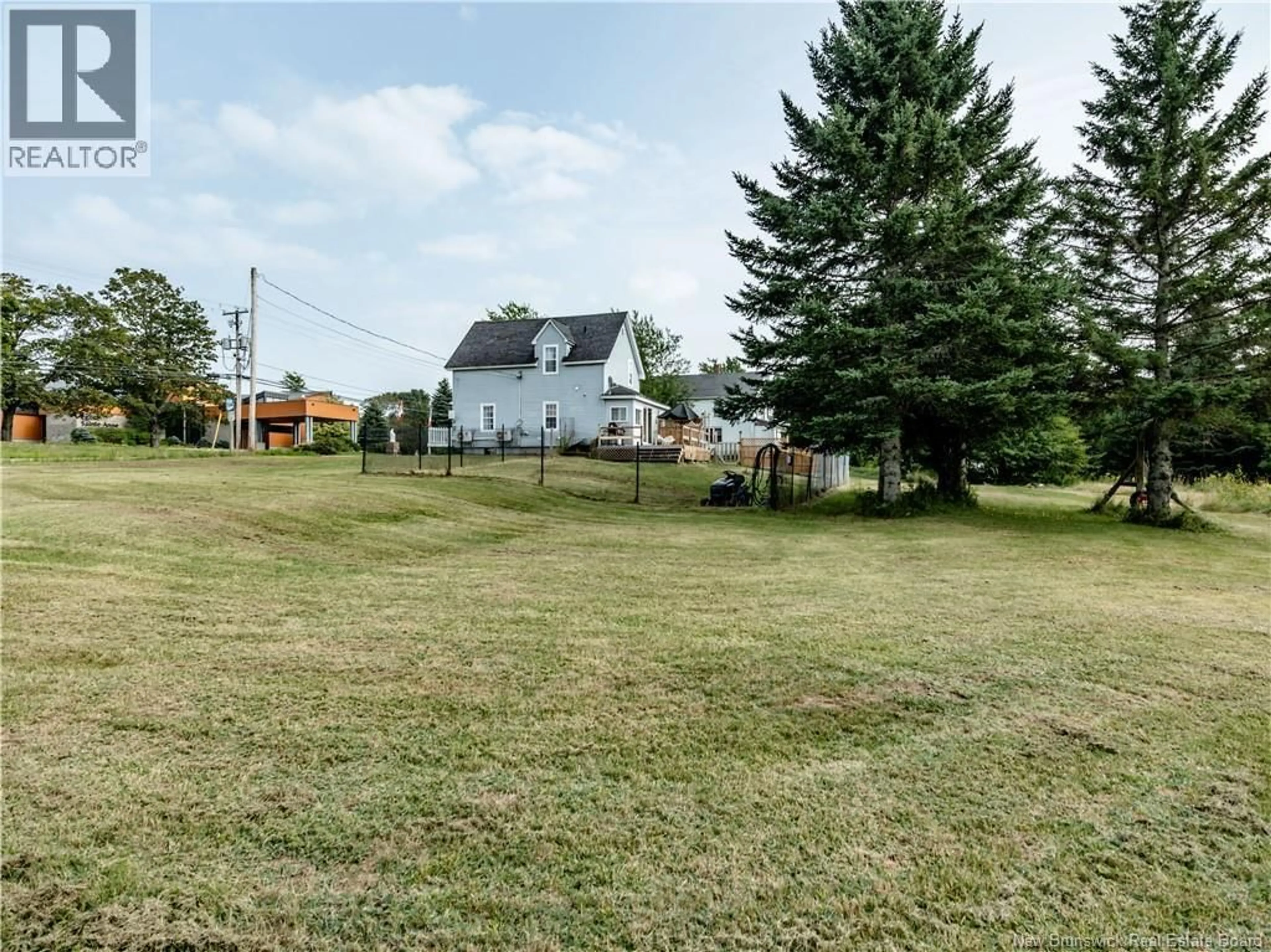 A pic from outside/outdoor area/front of a property/back of a property/a pic from drone, unknown for 7614 ROUTE 134, Sainte-Anne-De-Kent New Brunswick E4S1H3