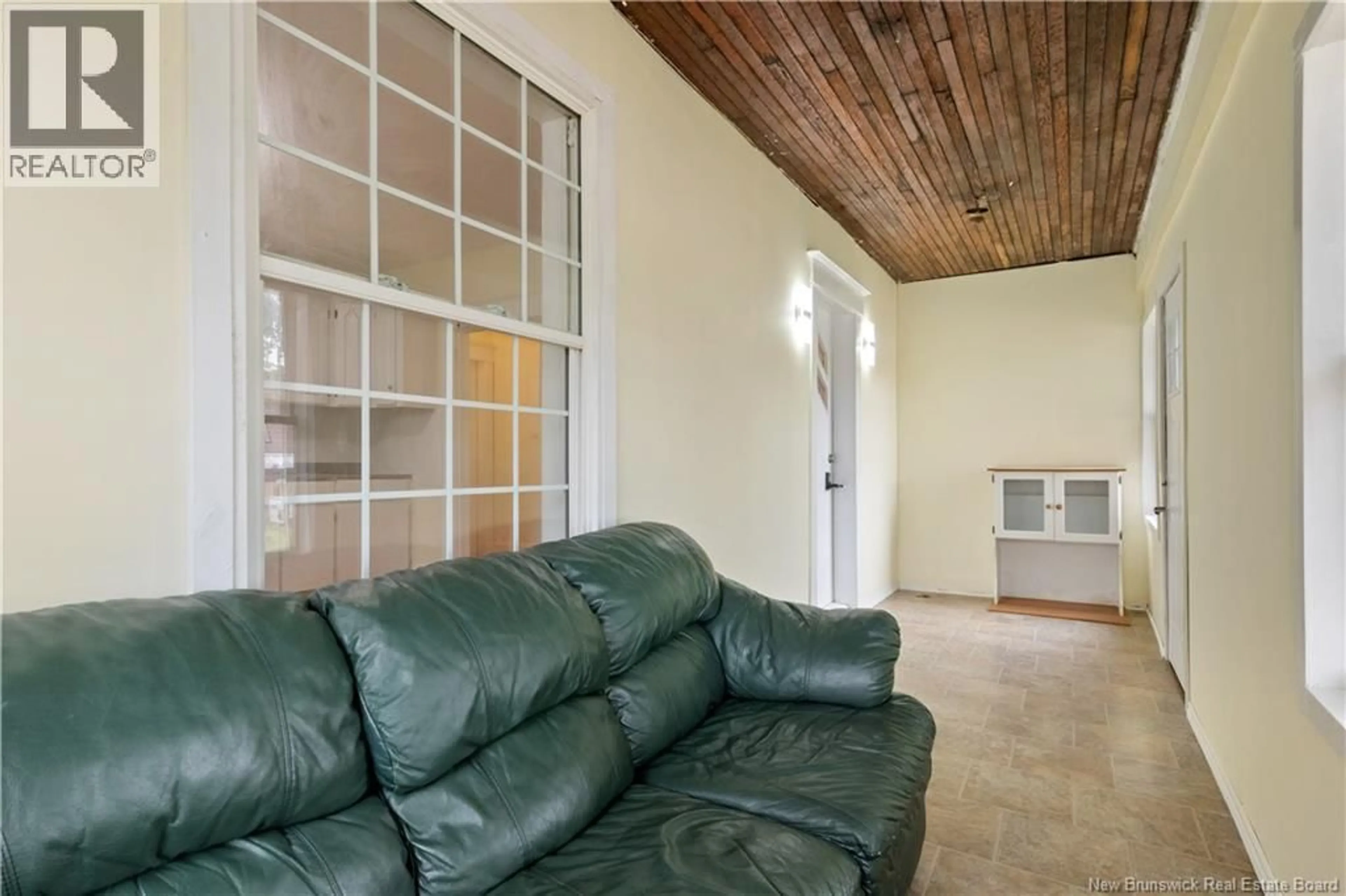 Living room with furniture, unknown for 16 HUMPHREY, Moncton New Brunswick E1C6N9