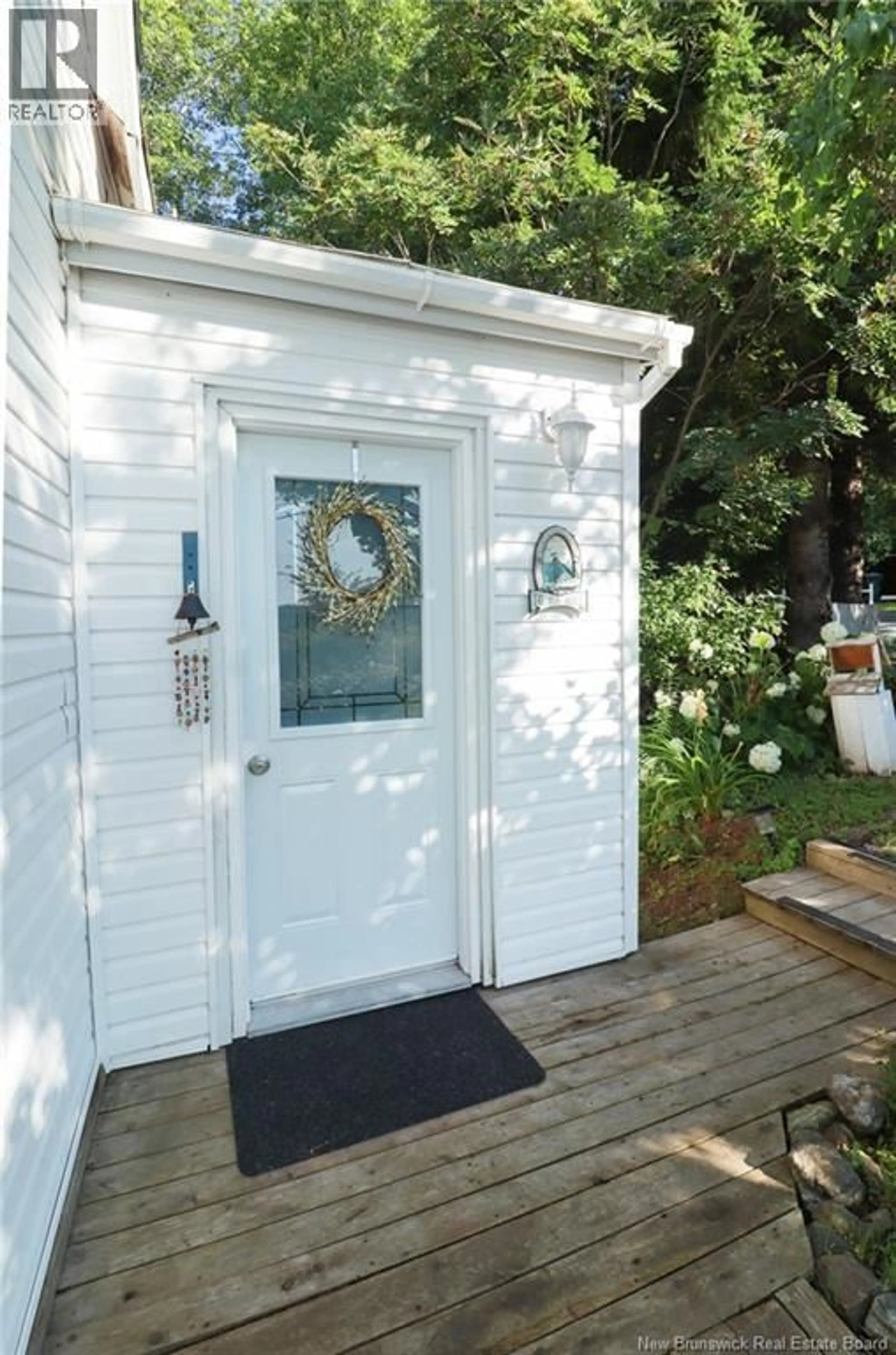 Indoor entryway for 1240 ROUTE 845, Clifton Royal New Brunswick E5S2B6