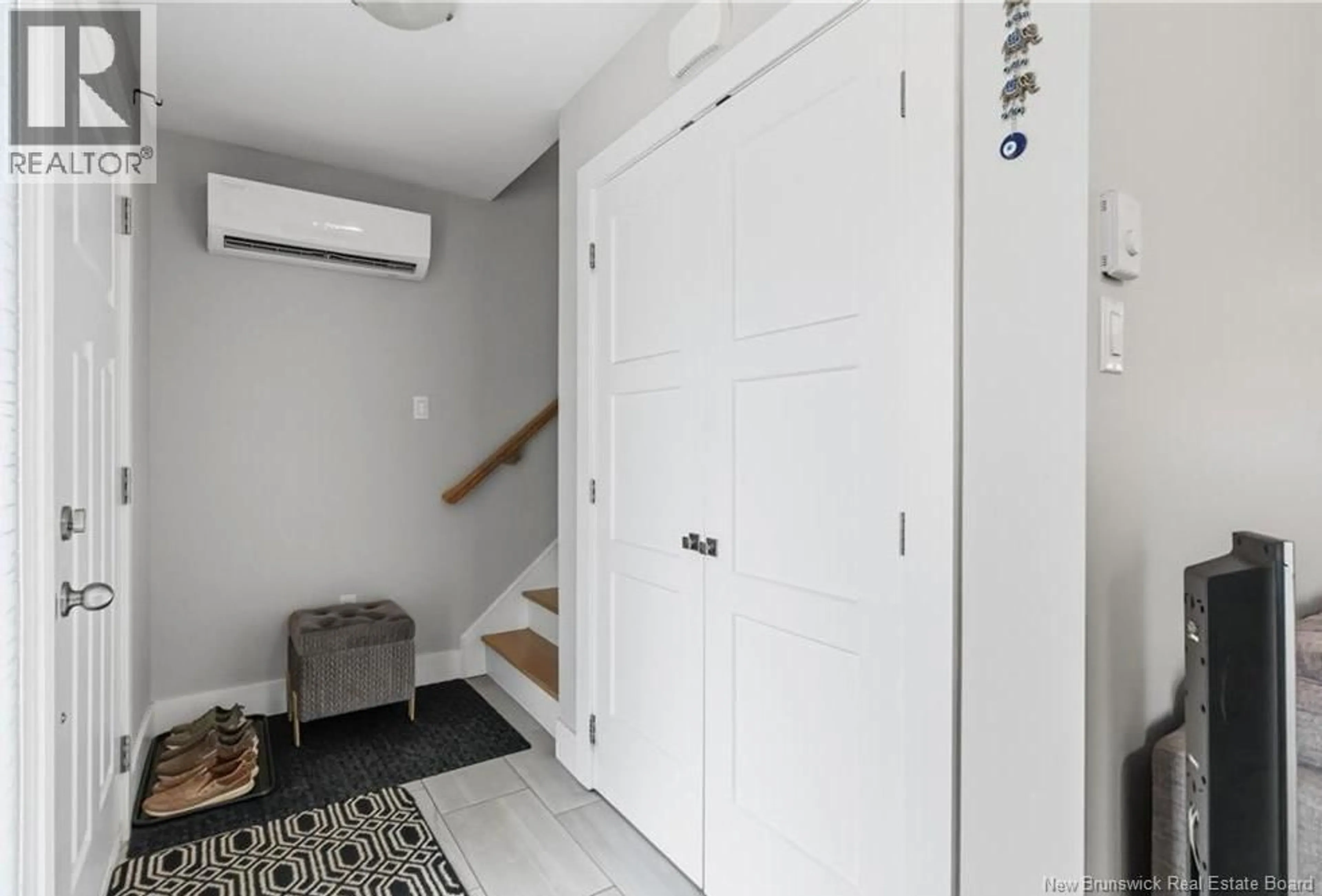 Indoor entryway for 48 BROOKLYN STREET, Moncton New Brunswick E1A7E8
