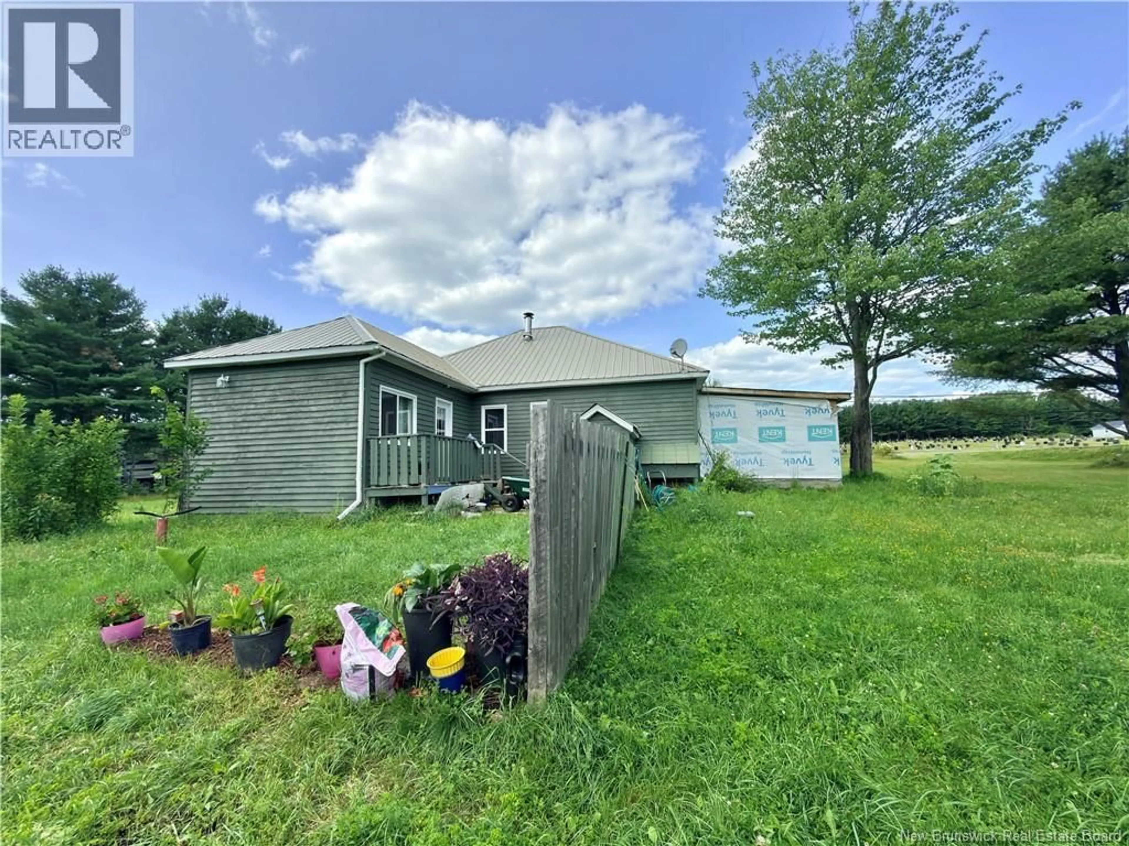 A pic from outside/outdoor area/front of a property/back of a property/a pic from drone, unknown for 1543 ROUTE 425, Sunny Corner New Brunswick E9E1H4