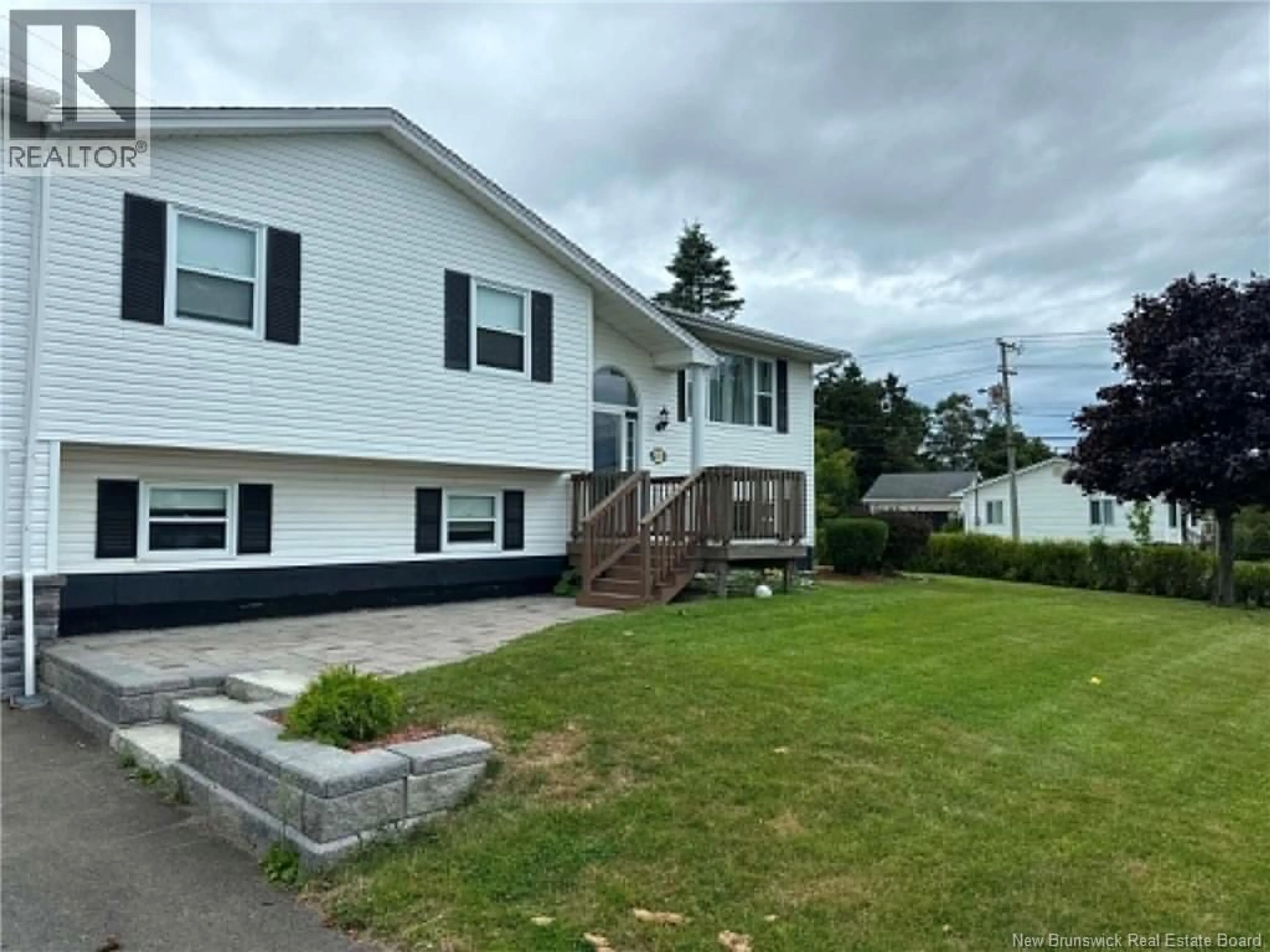 Home with vinyl exterior material, unknown for 111 SCOTIAVIEW DRIVE, Saint John New Brunswick E2M4E9
