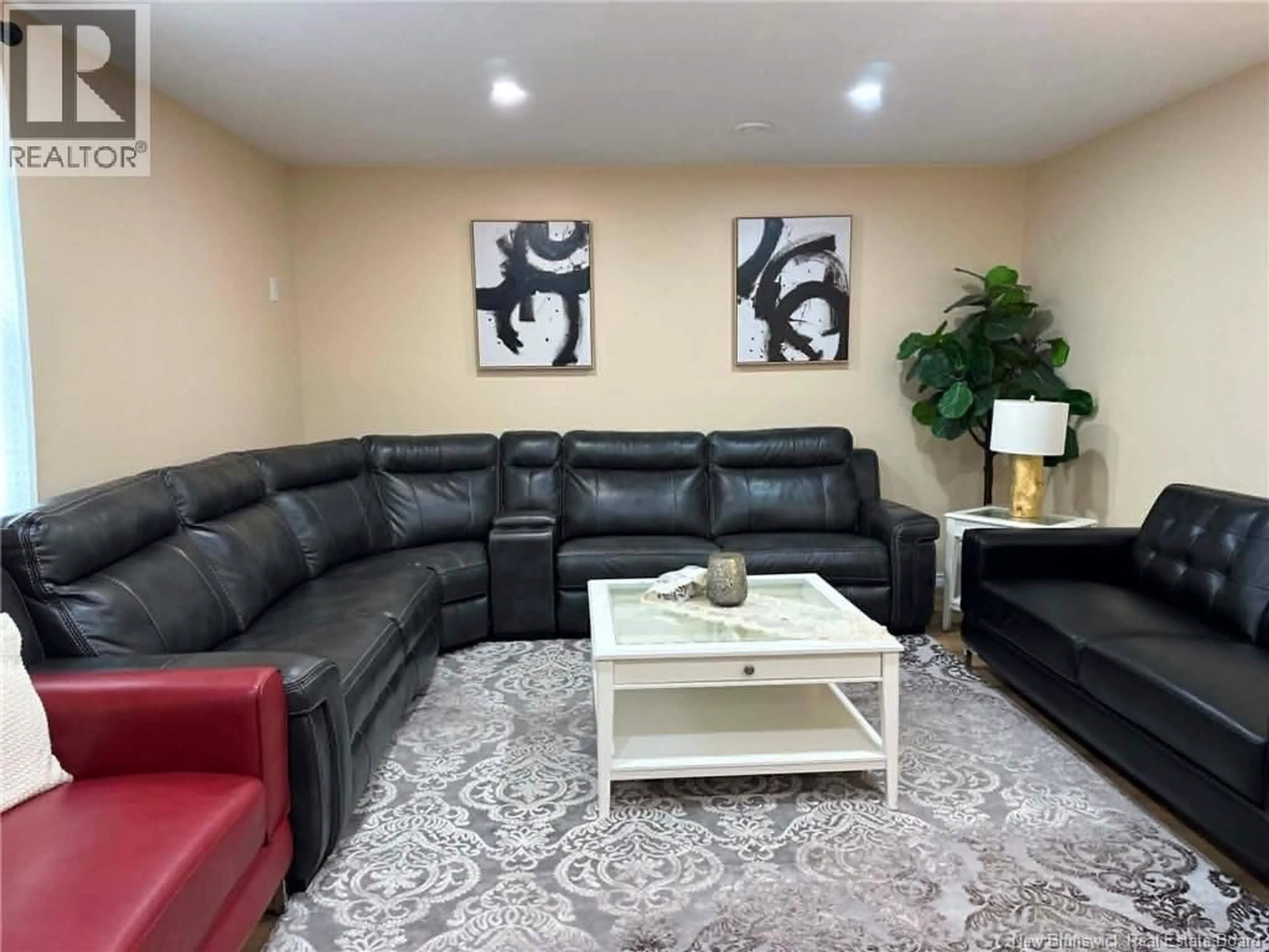Living room with furniture, unknown for 111 SCOTIAVIEW DRIVE, Saint John New Brunswick E2M4E9
