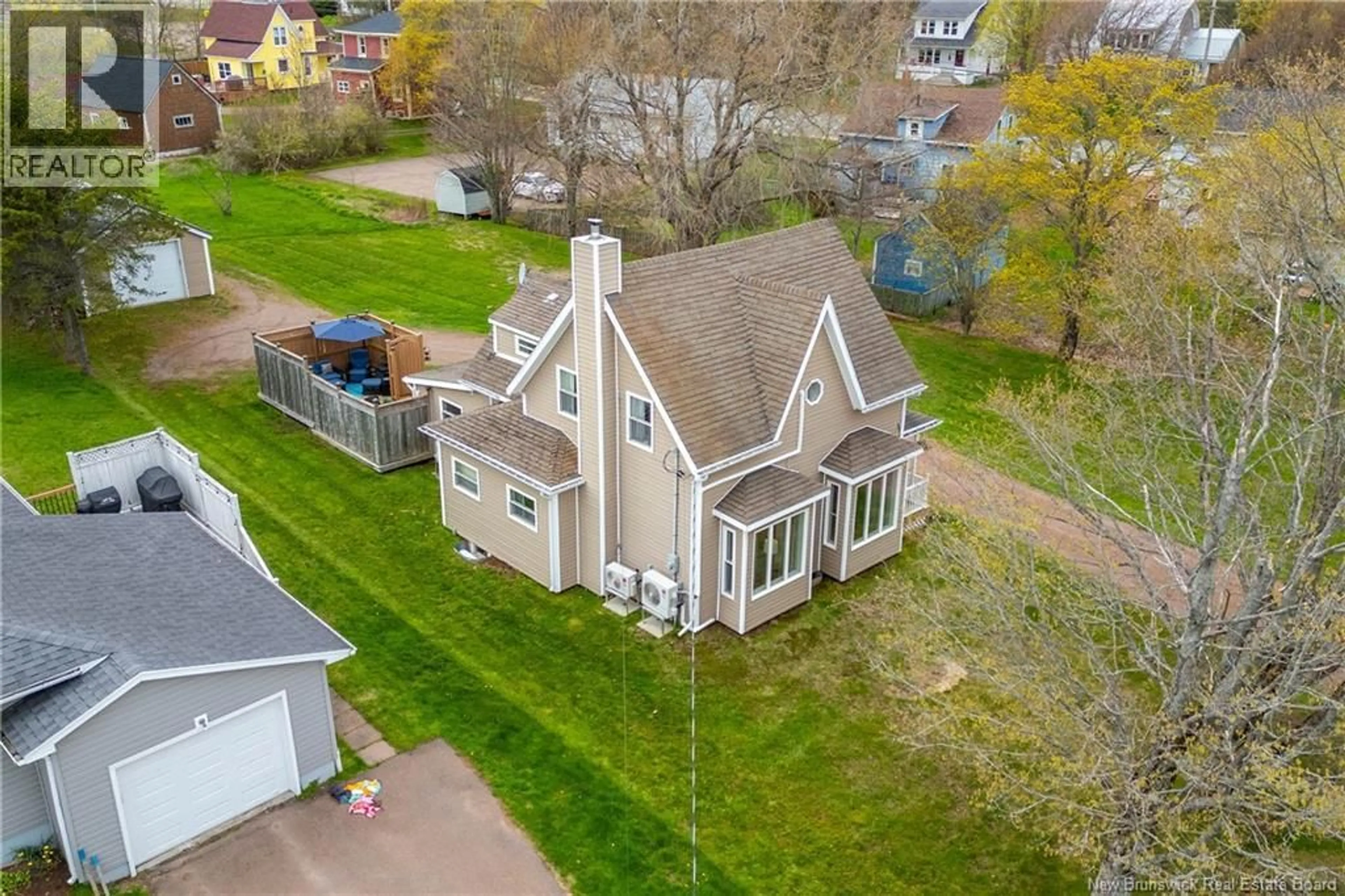A pic from outside/outdoor area/front of a property/back of a property/a pic from drone, street for 7 RICHARDSON STREET, Sackville New Brunswick E4L4H7