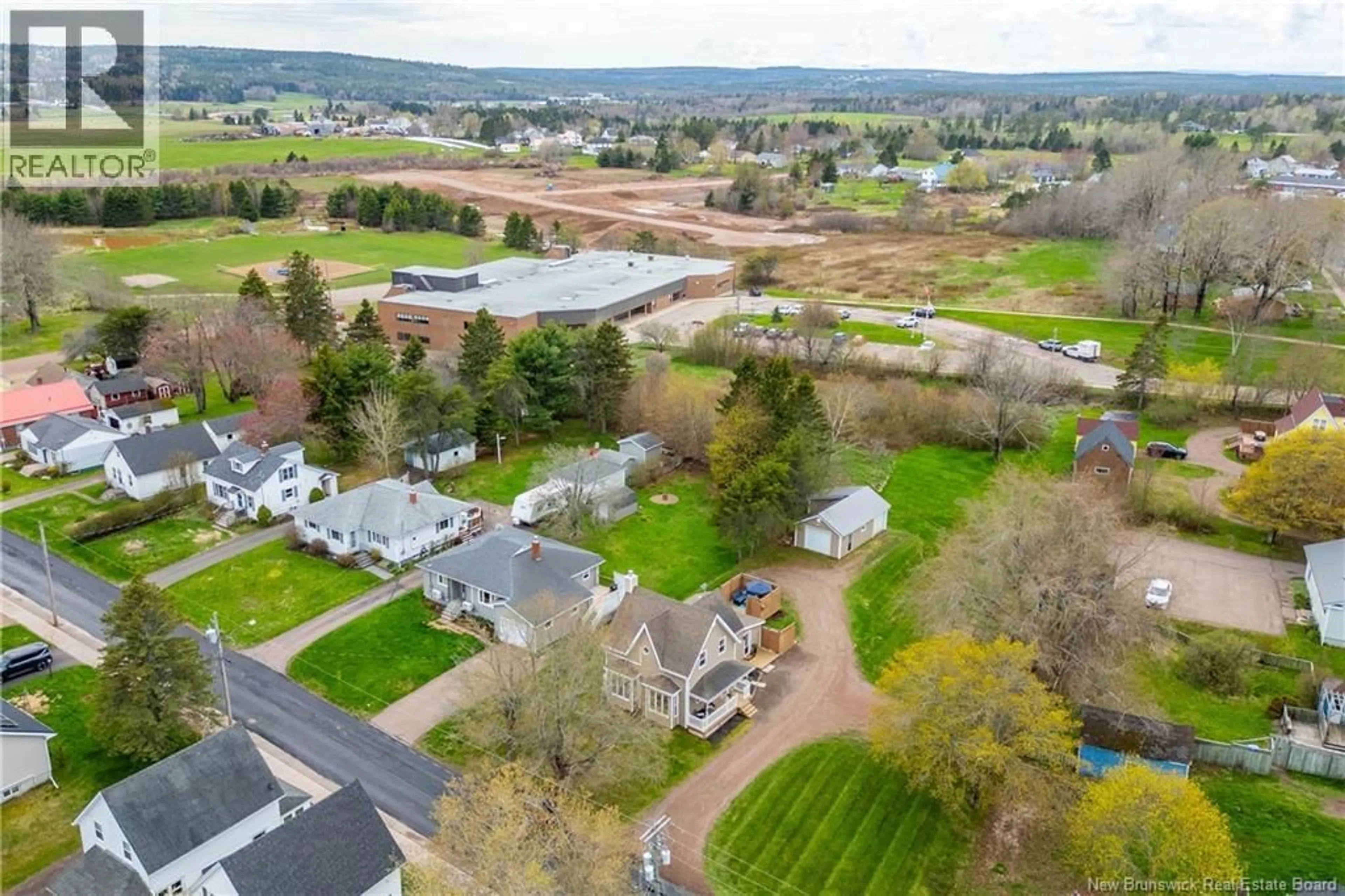 A pic from outside/outdoor area/front of a property/back of a property/a pic from drone, unknown for 7 RICHARDSON STREET, Sackville New Brunswick E4L4H7