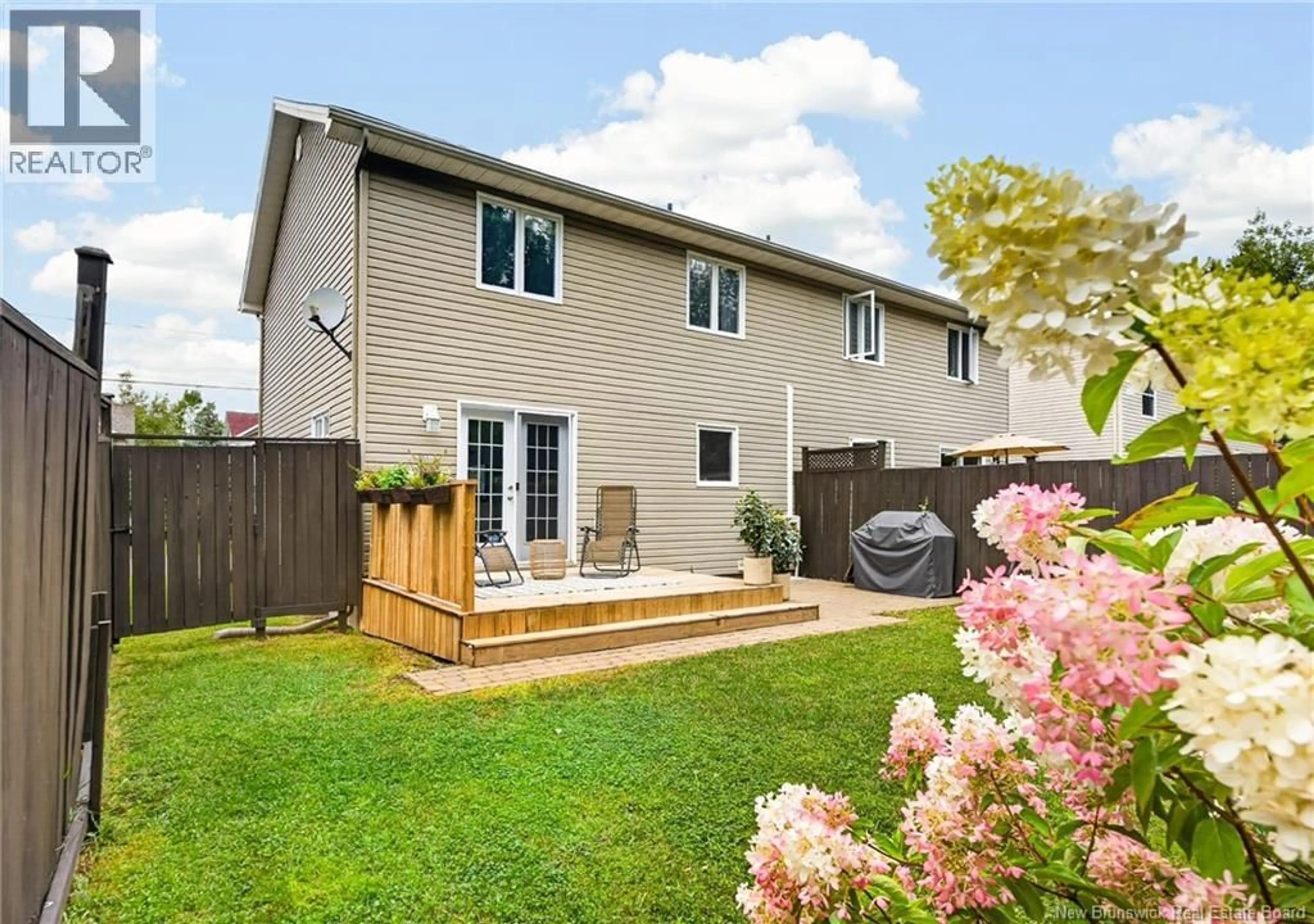 Patio, street for 109 MERLOT, Dieppe New Brunswick E1A7W4