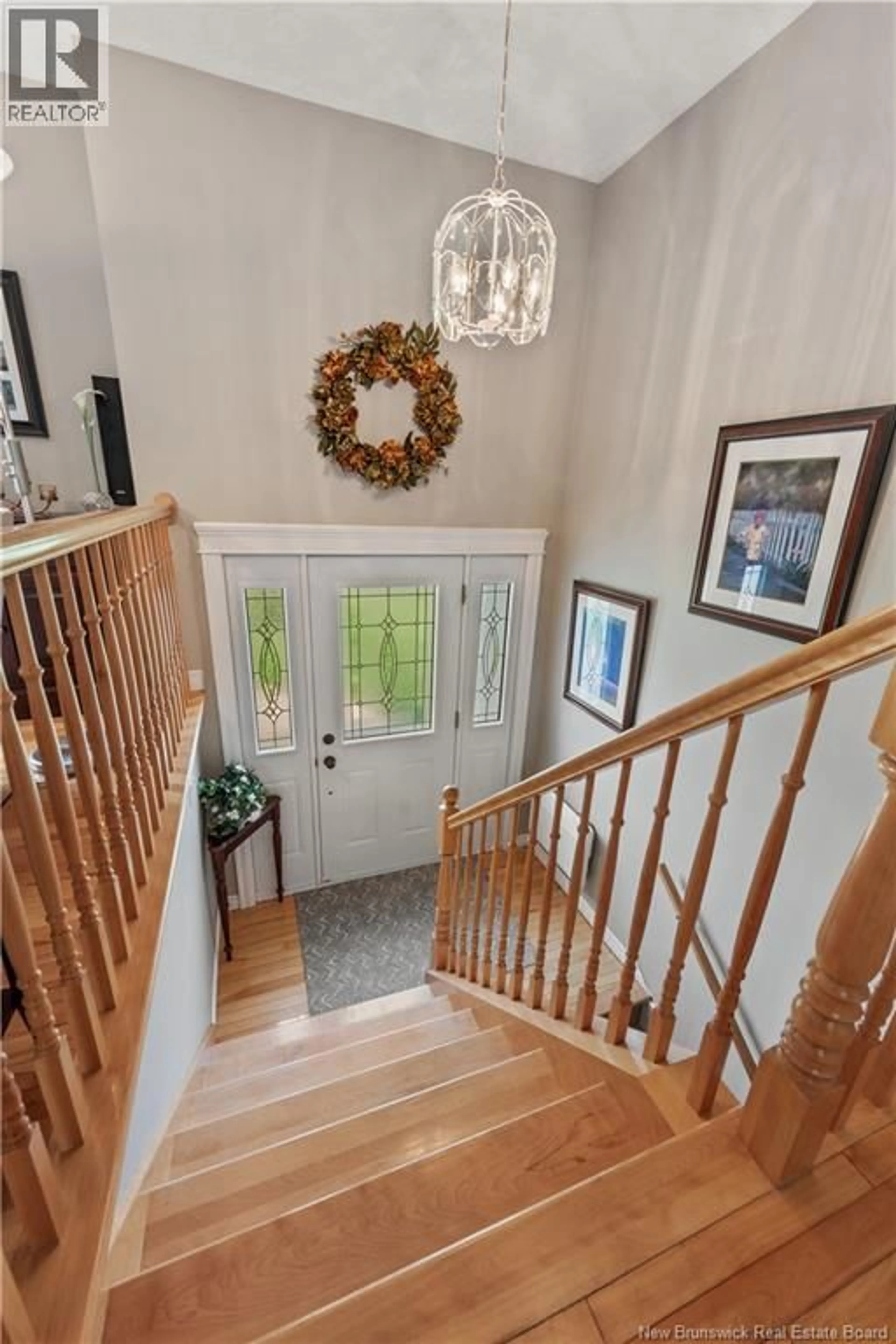 Indoor entryway for 92 ALPHONSE STREET, Shediac New Brunswick E4P1E1