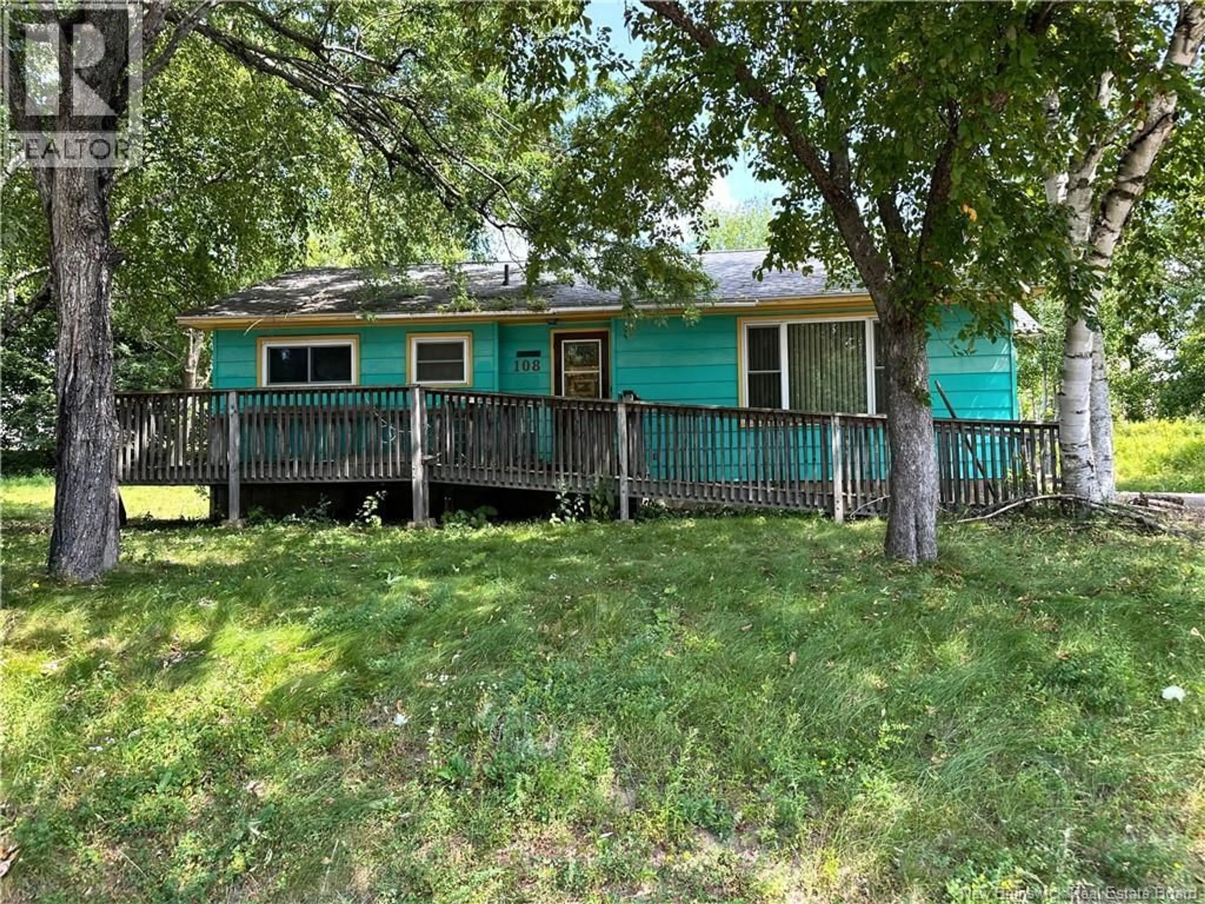 A pic from outside/outdoor area/front of a property/back of a property/a pic from drone, street for 108 FIR COURT, Fredericton New Brunswick E3A2E8