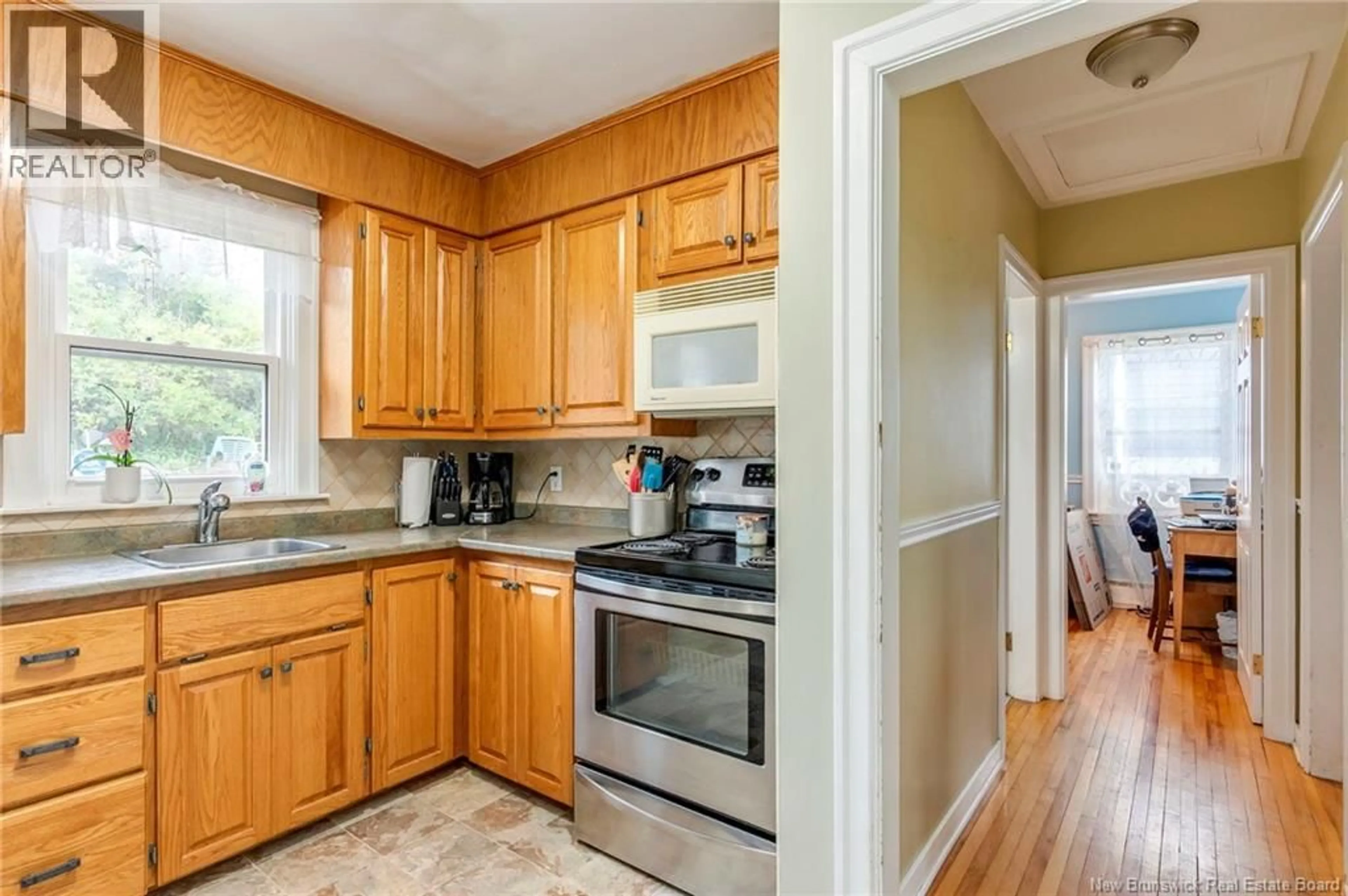 Standard kitchen, unknown for 490 LANCASTER AVENUE, Saint John New Brunswick E2M2L7