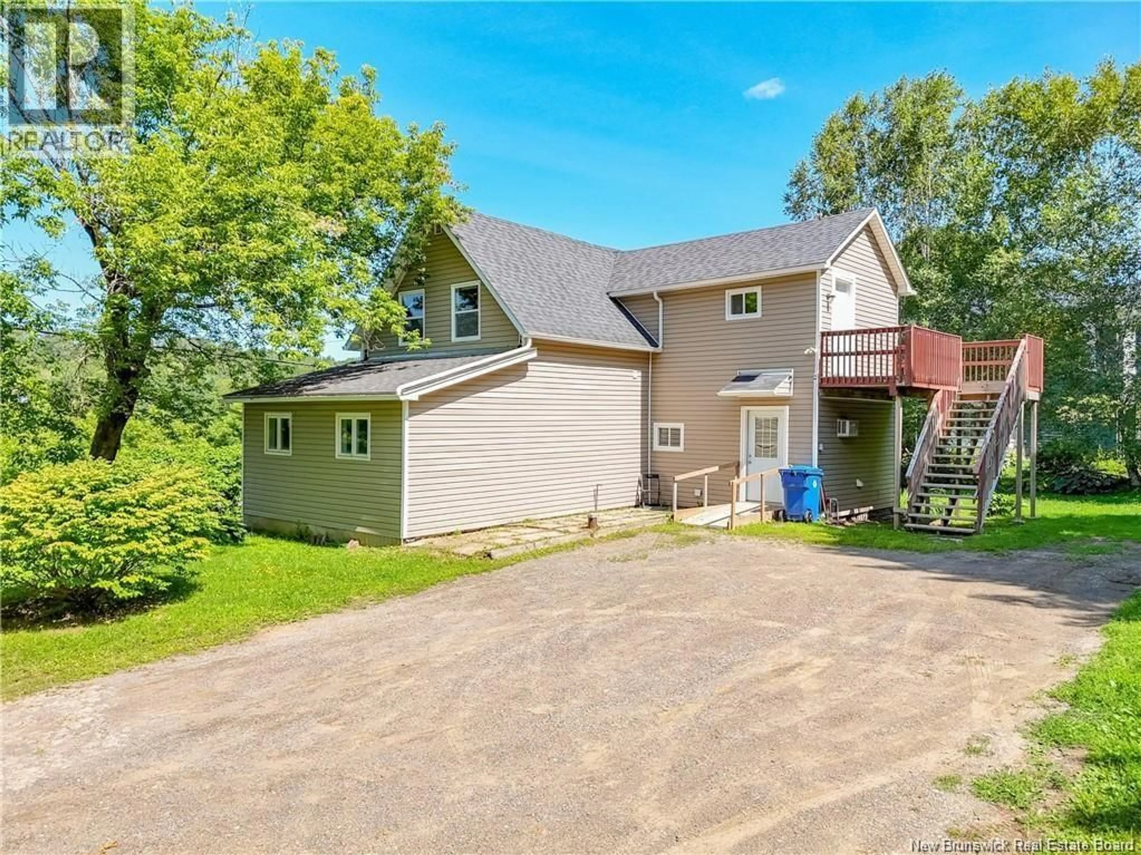 A pic from outside/outdoor area/front of a property/back of a property/a pic from drone, street for 9024 MAIN STREET, Florenceville-Bristol New Brunswick E7L2A3