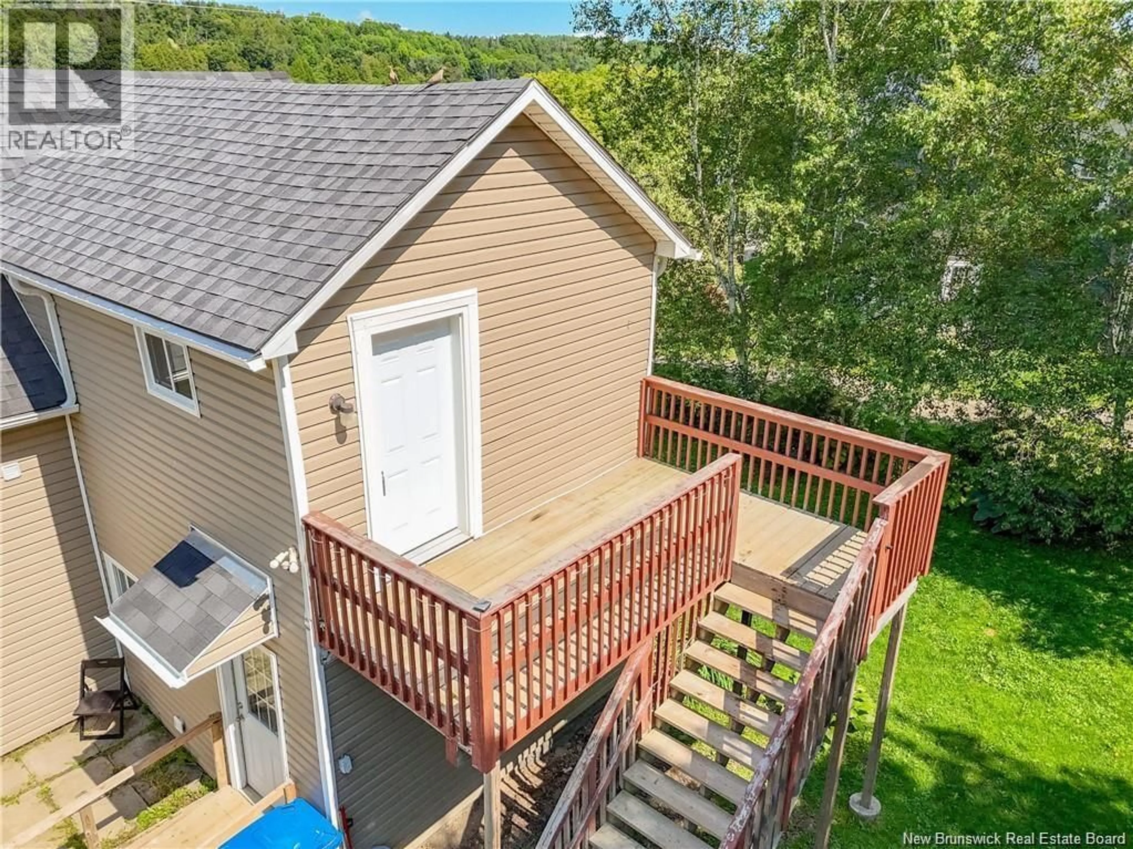 A pic from outside/outdoor area/front of a property/back of a property/a pic from drone, water/lake/river/ocean view for 9024 MAIN STREET, Florenceville-Bristol New Brunswick E7L2A3