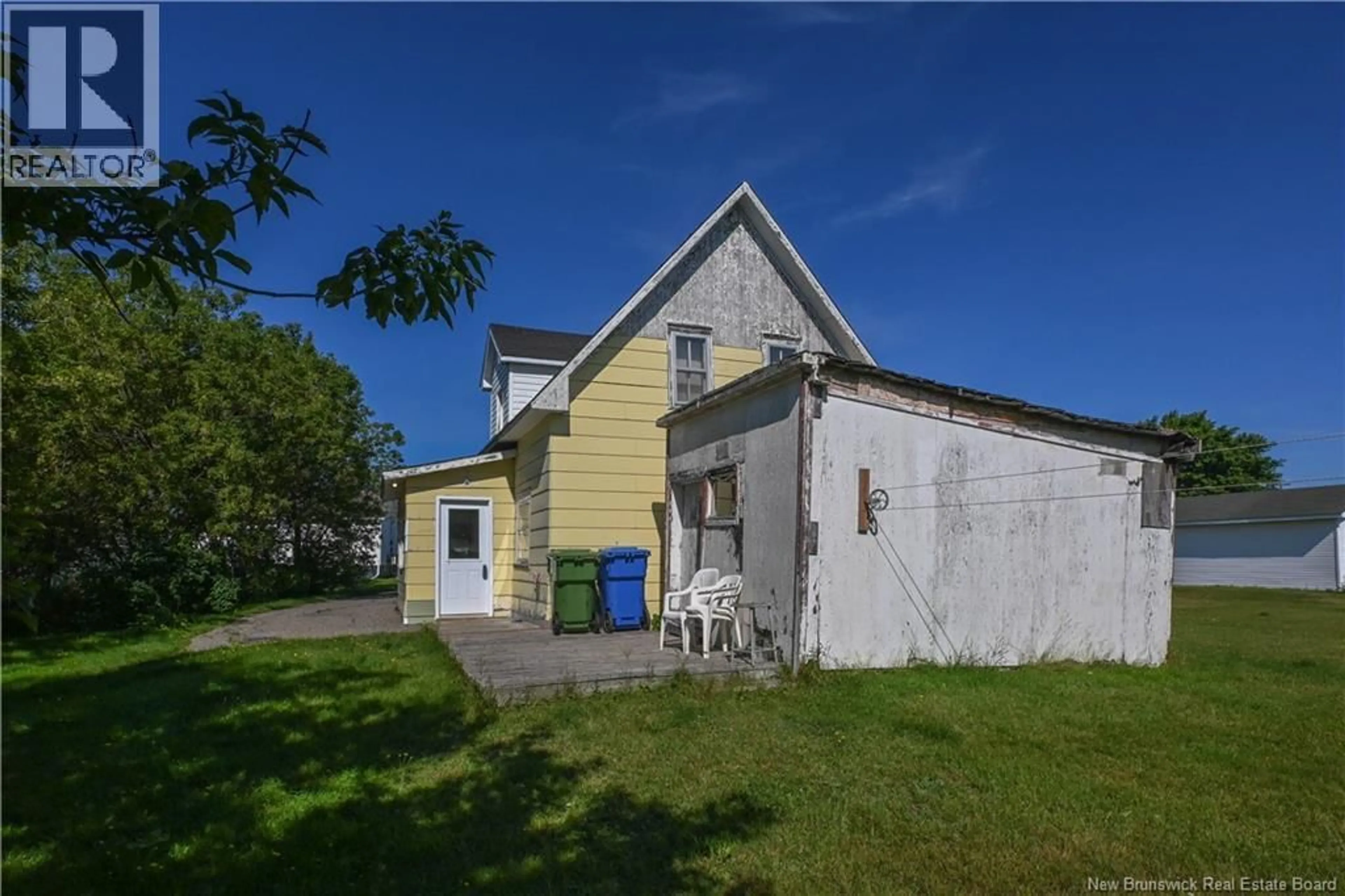 Shed for 45 DU PÊCHEUR STREET, Lamèque New Brunswick E8T1K4