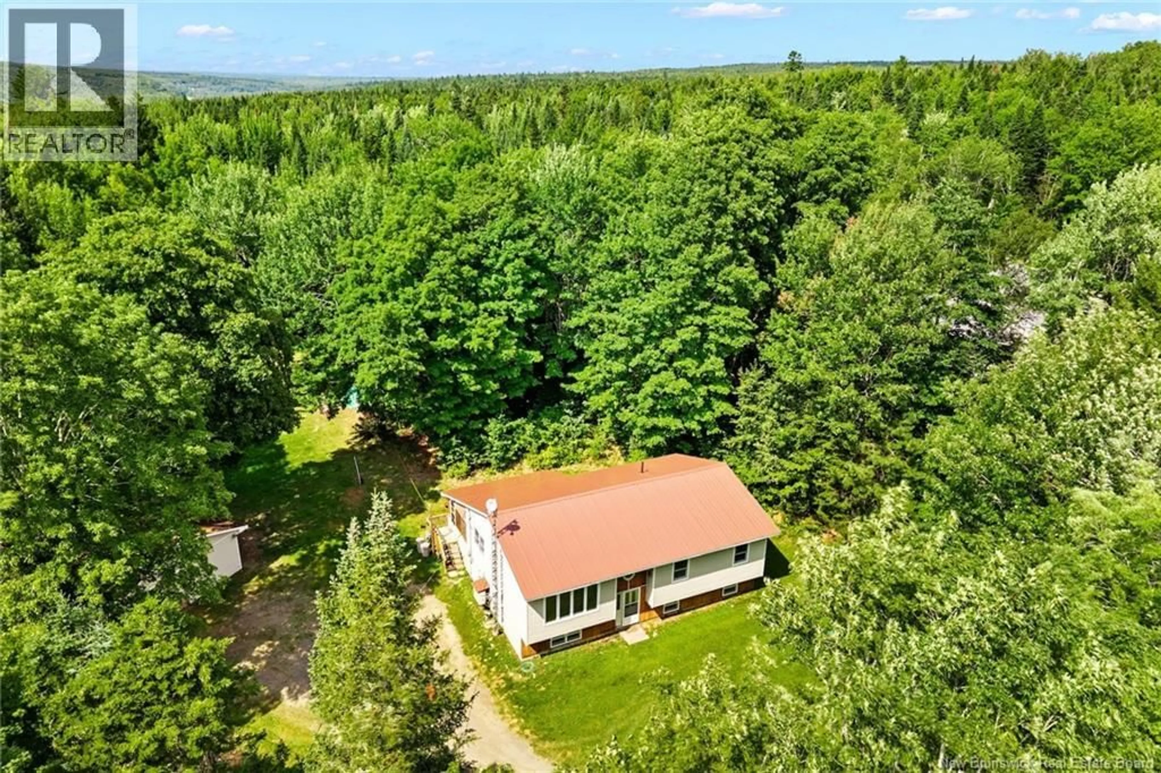 A pic from outside/outdoor area/front of a property/back of a property/a pic from drone, water/lake/river/ocean view for 45 ZIONVILLE ROAD, Taymouth New Brunswick E6C1Z6