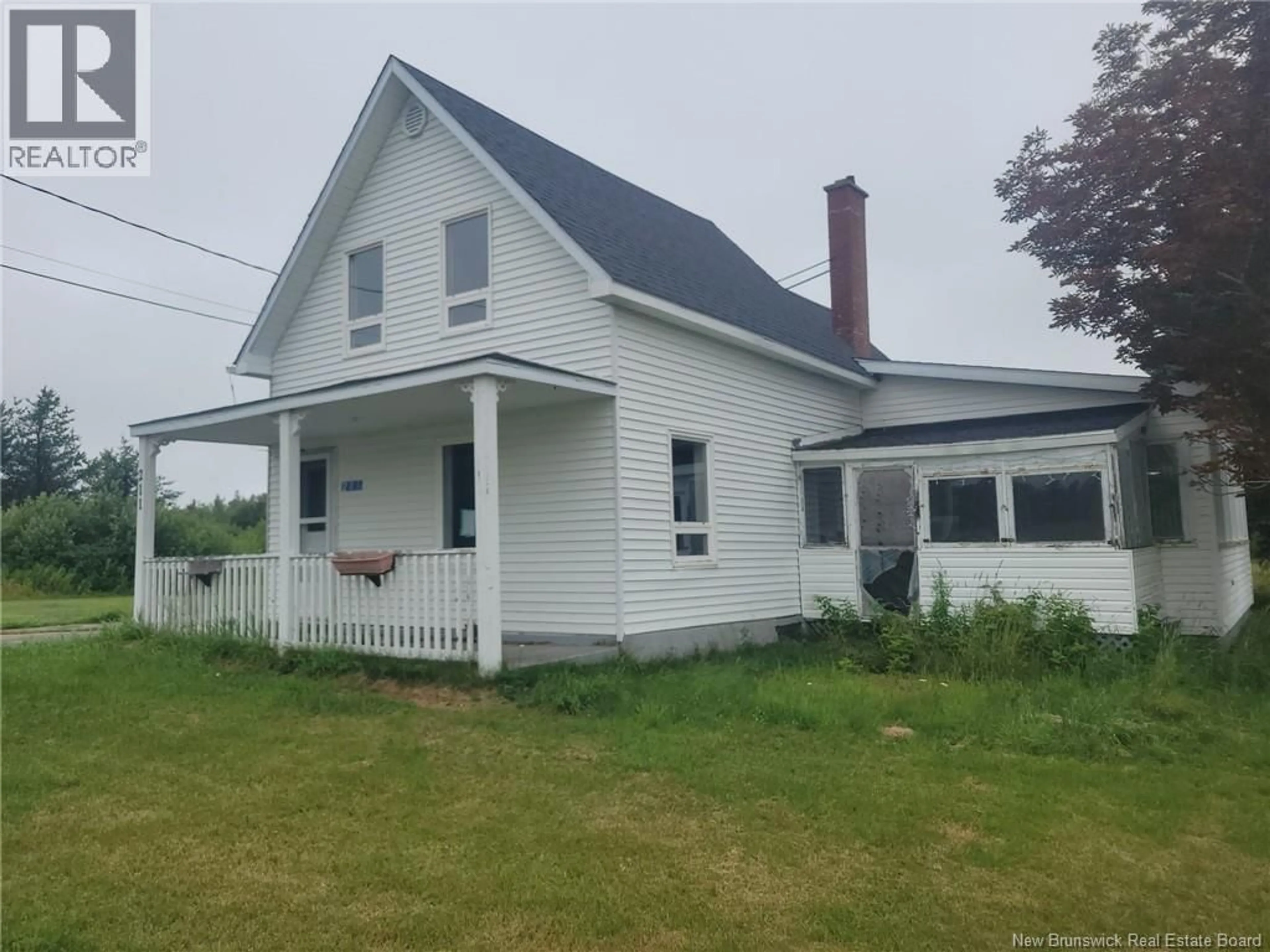 Home with vinyl exterior material, building for 211 CHEMIN THERIAULT, Bertrand New Brunswick E1W1K1