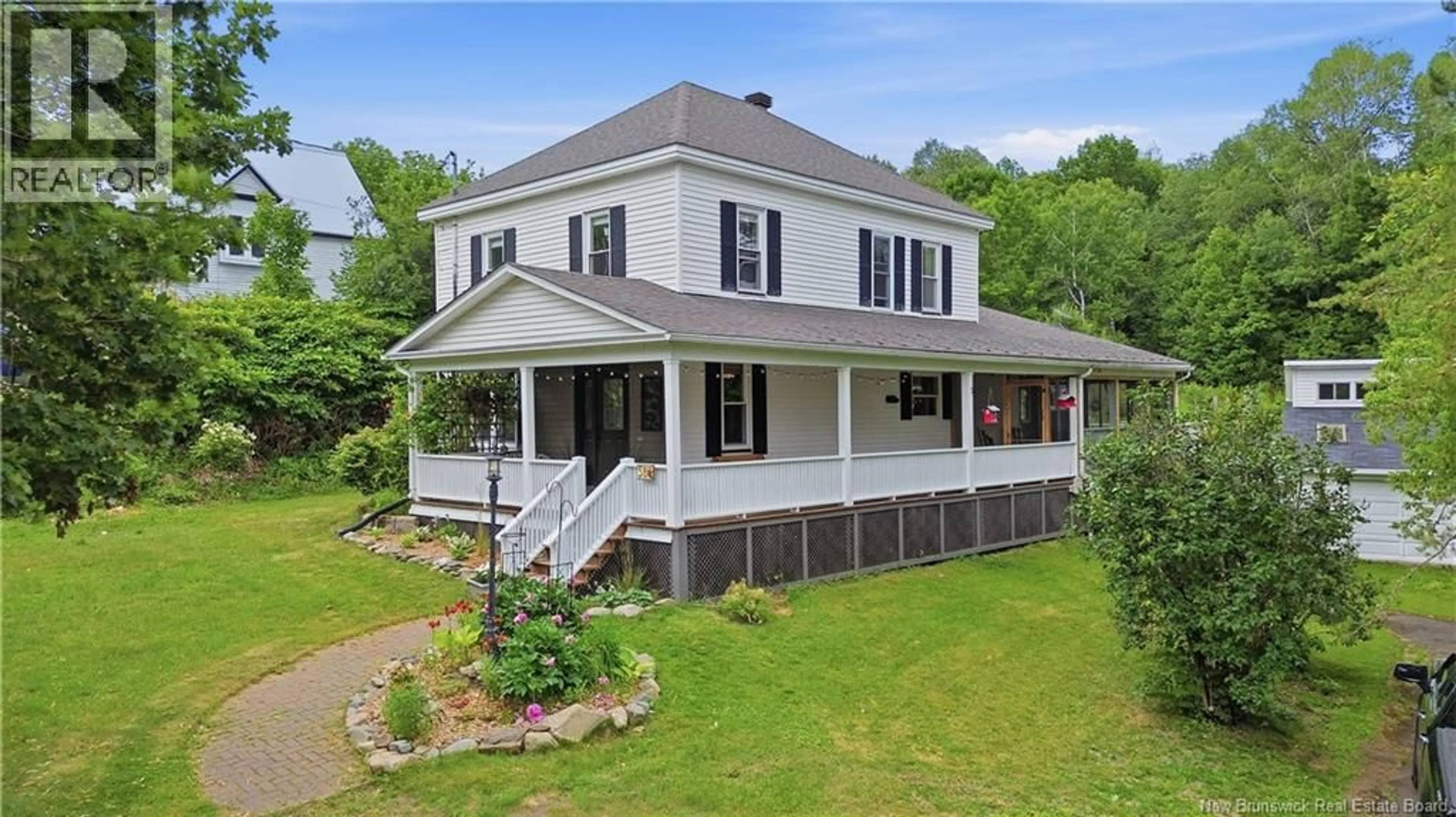 A pic from outside/outdoor area/front of a property/back of a property/a pic from drone, building for 58 MAIN STREET, Stanley New Brunswick E6B1A4