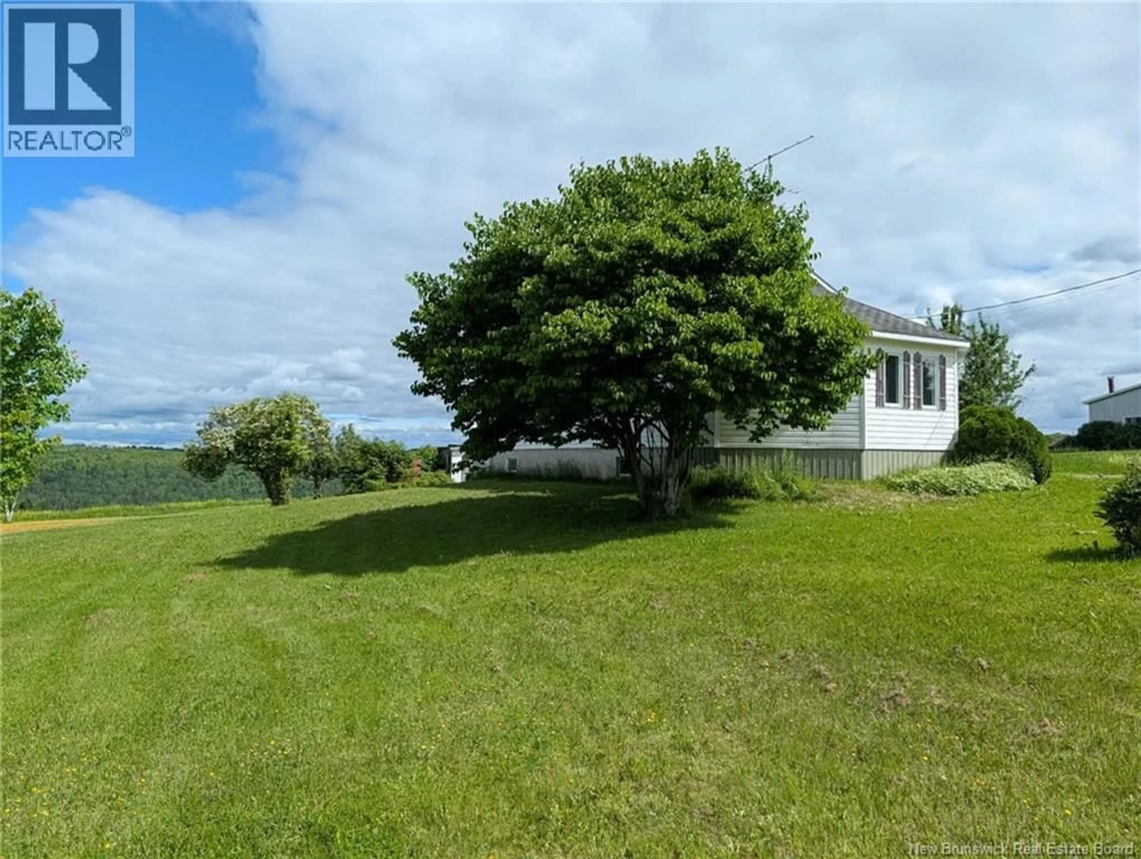 A pic from outside/outdoor area/front of a property/back of a property/a pic from drone, water/lake/river/ocean view for 771 CANTON, DSL de Drummond/DSL of Drummond New Brunswick E3Y1L8
