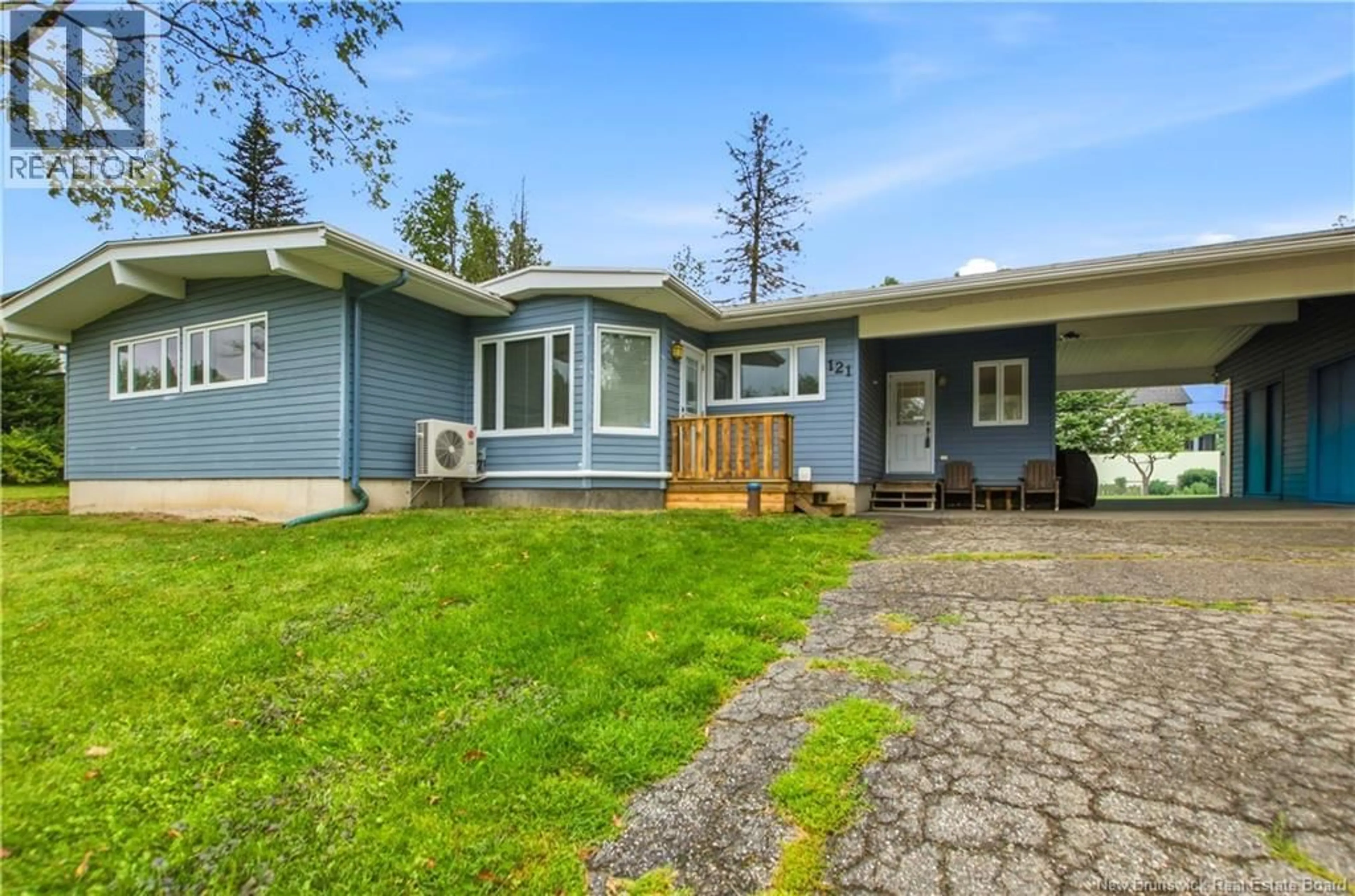 Home with vinyl exterior material, street for 121 PHILLIPS DRIVE, New Maryland New Brunswick E3C1E6